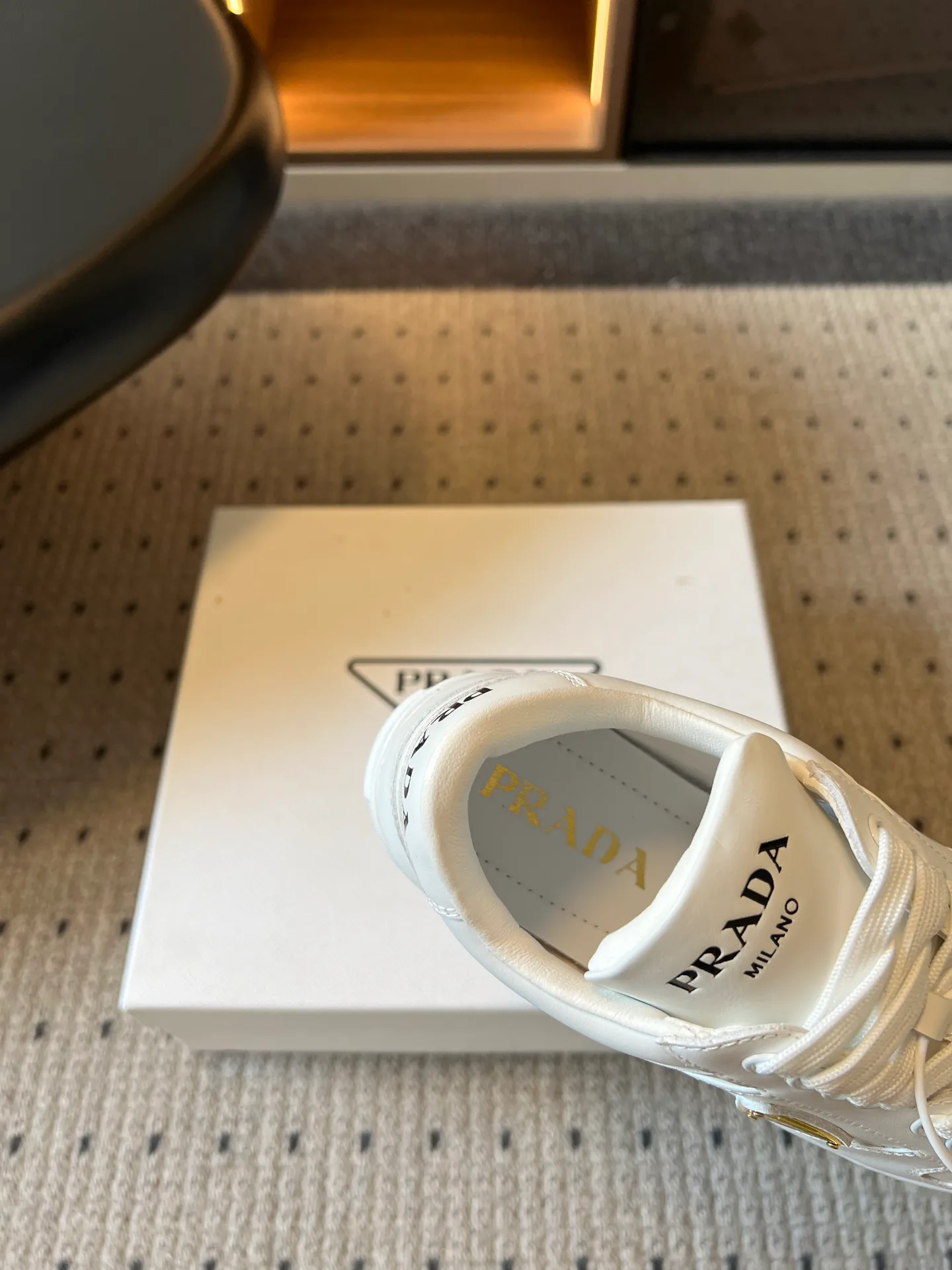 Кроссовки Женские Prada 18509472