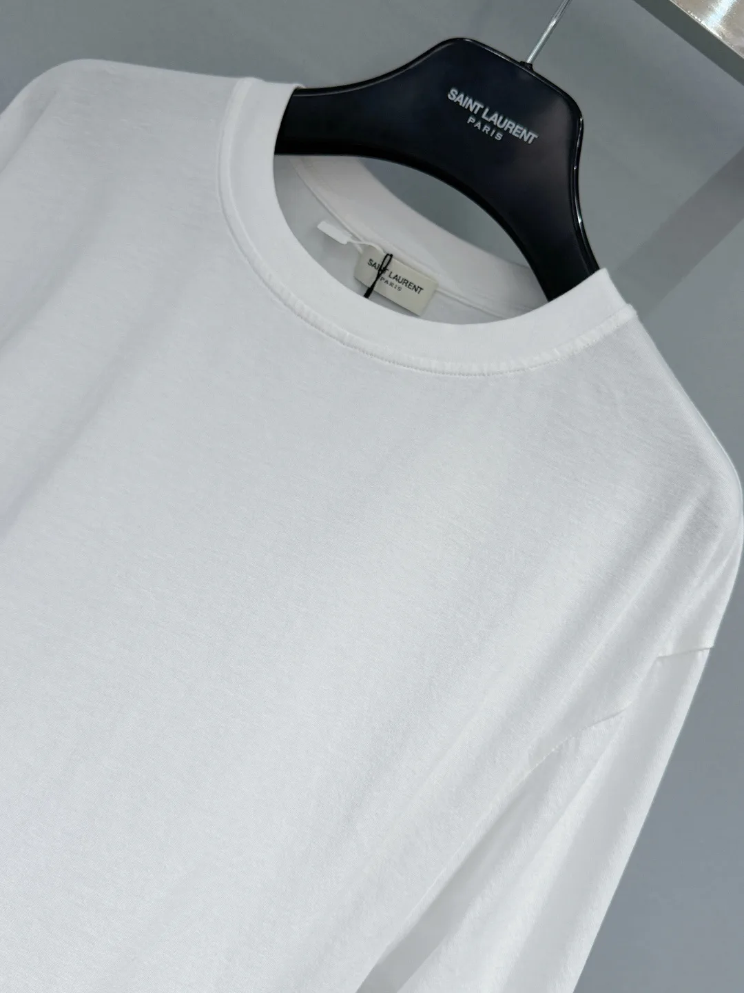 Футболки Женские Saint Laurent 13410856