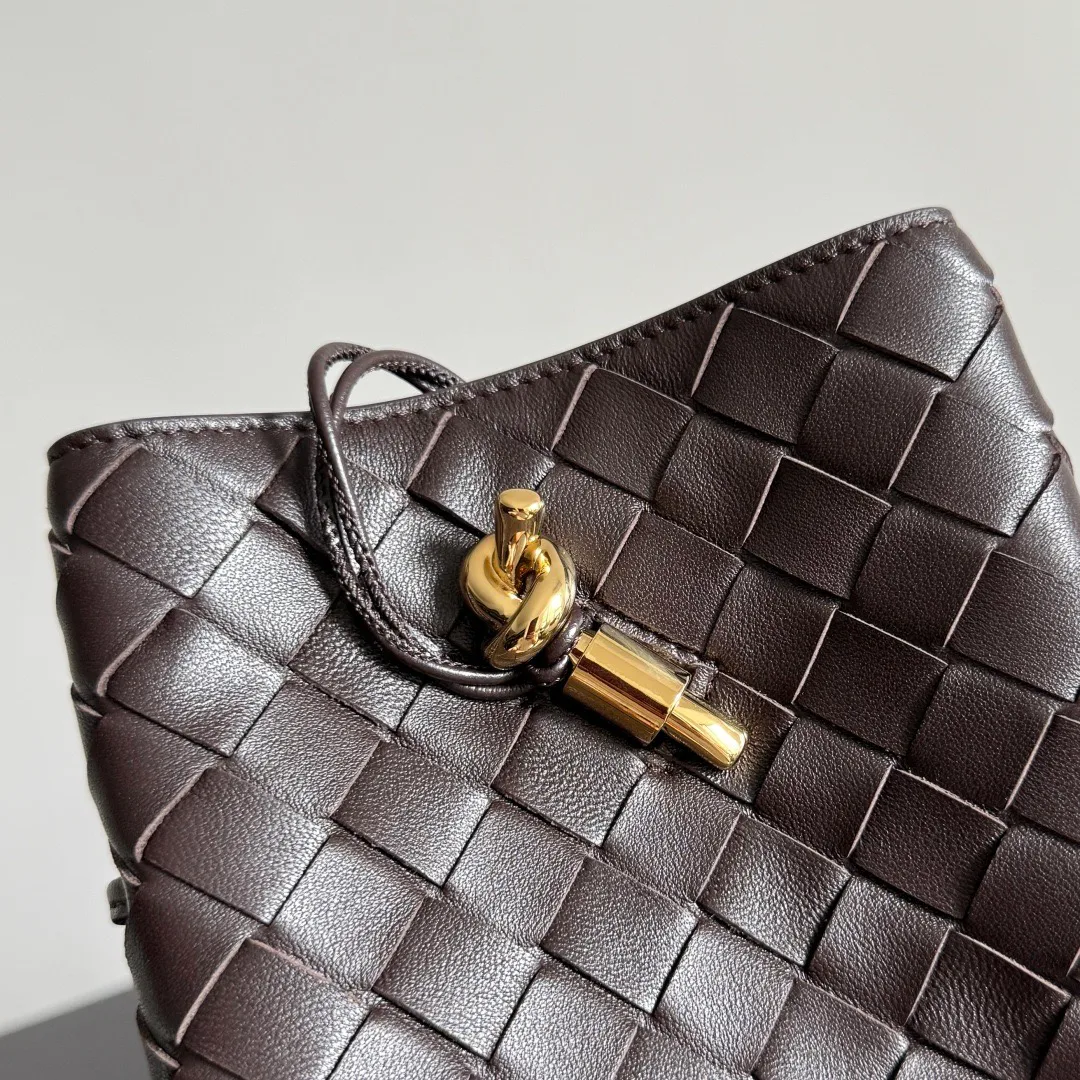 Сумки На Ремне Женские Bottega Veneta 11978390