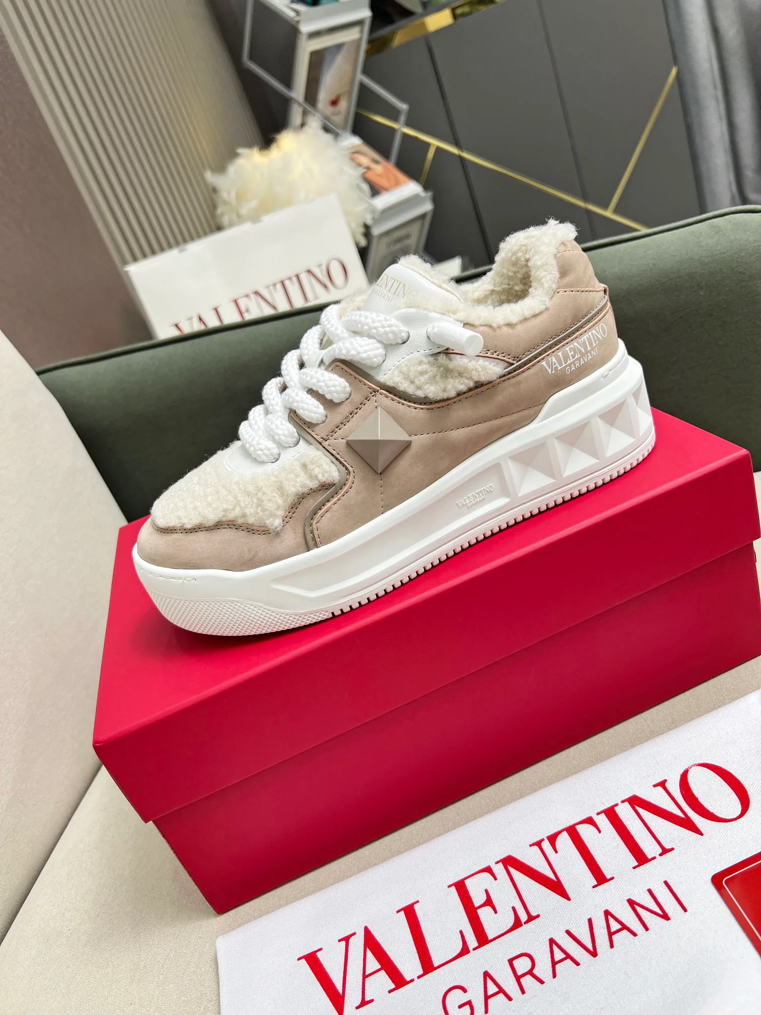 Кроссовки Женские Valentino 2628048