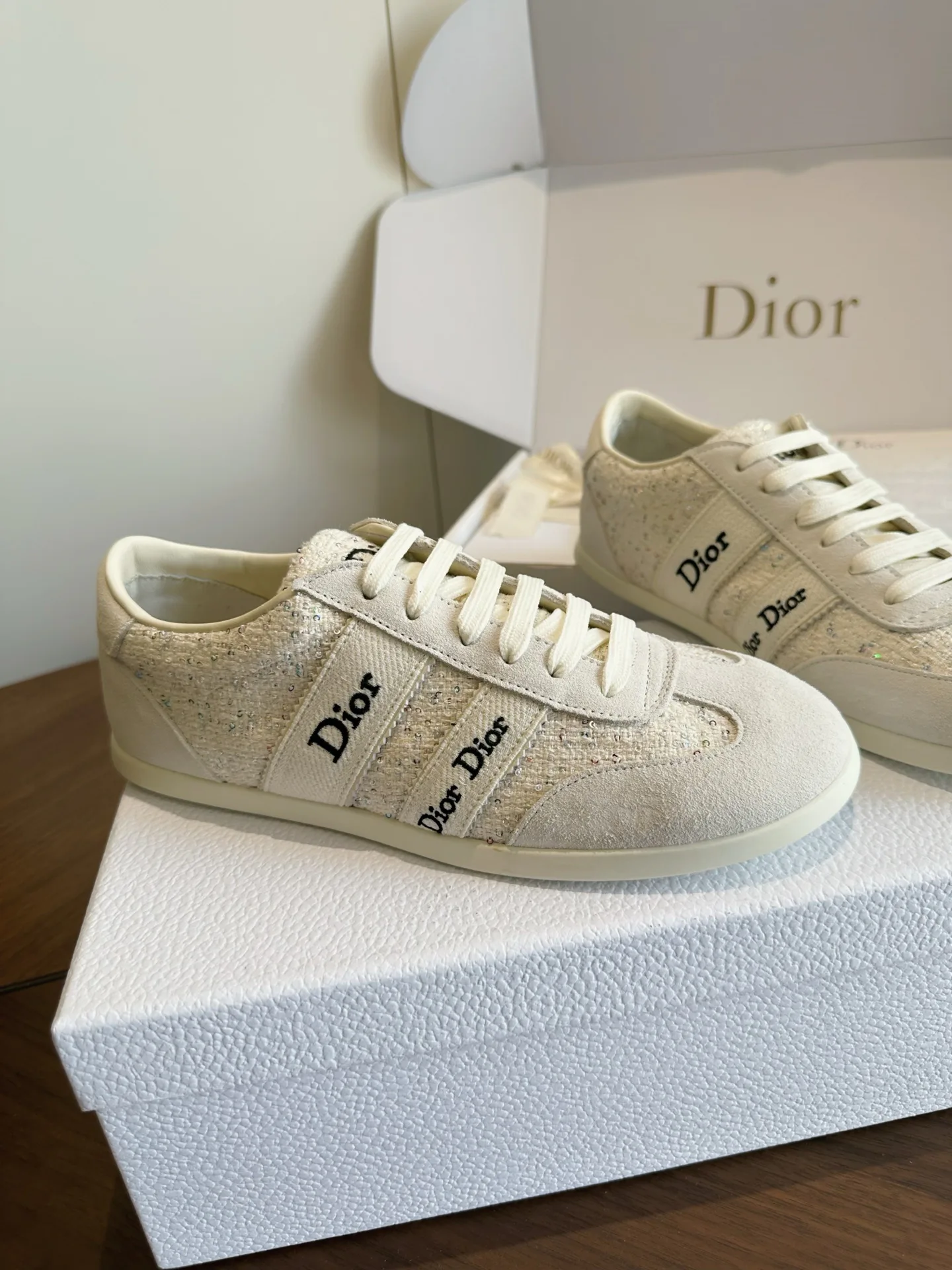 Кроссовки Женские Christian Dior 18443952