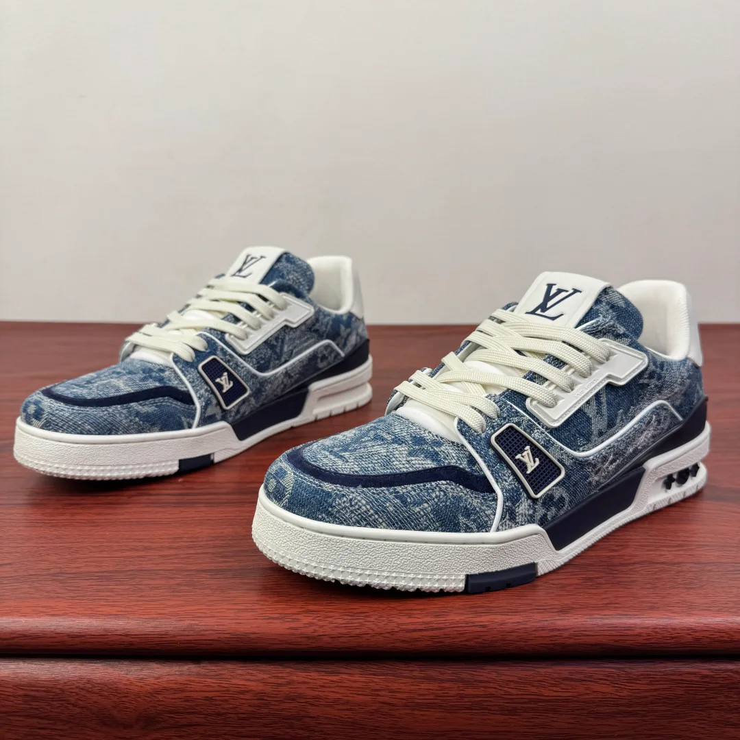 Кроссовки Мужские Louis Vuitton 4542333