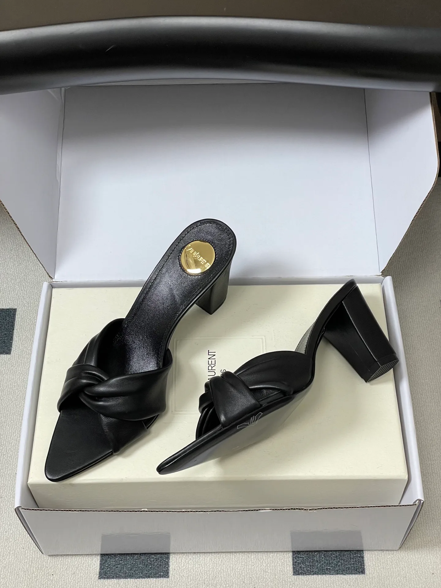 Мюли И Сабо Женские Saint Laurent 11220085