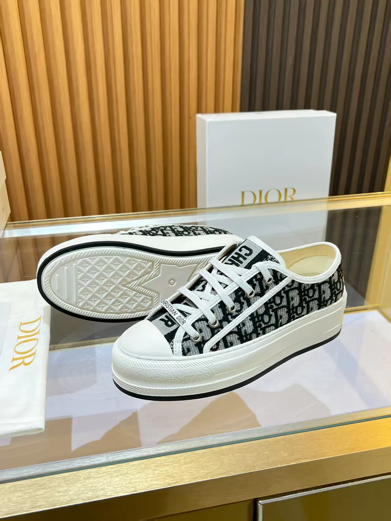 Туфли Женские Christian Dior 13346525