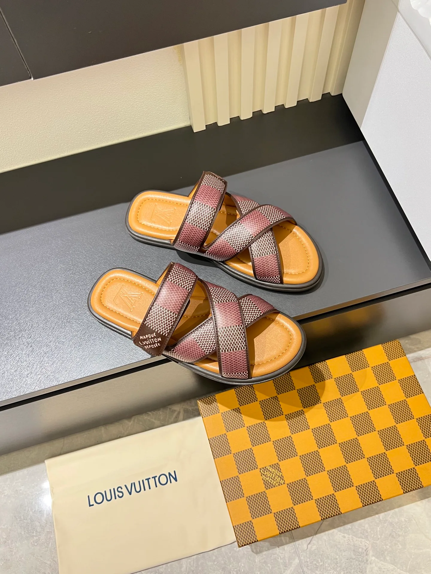 Шлепанцы Мужские Louis Vuitton 5070828