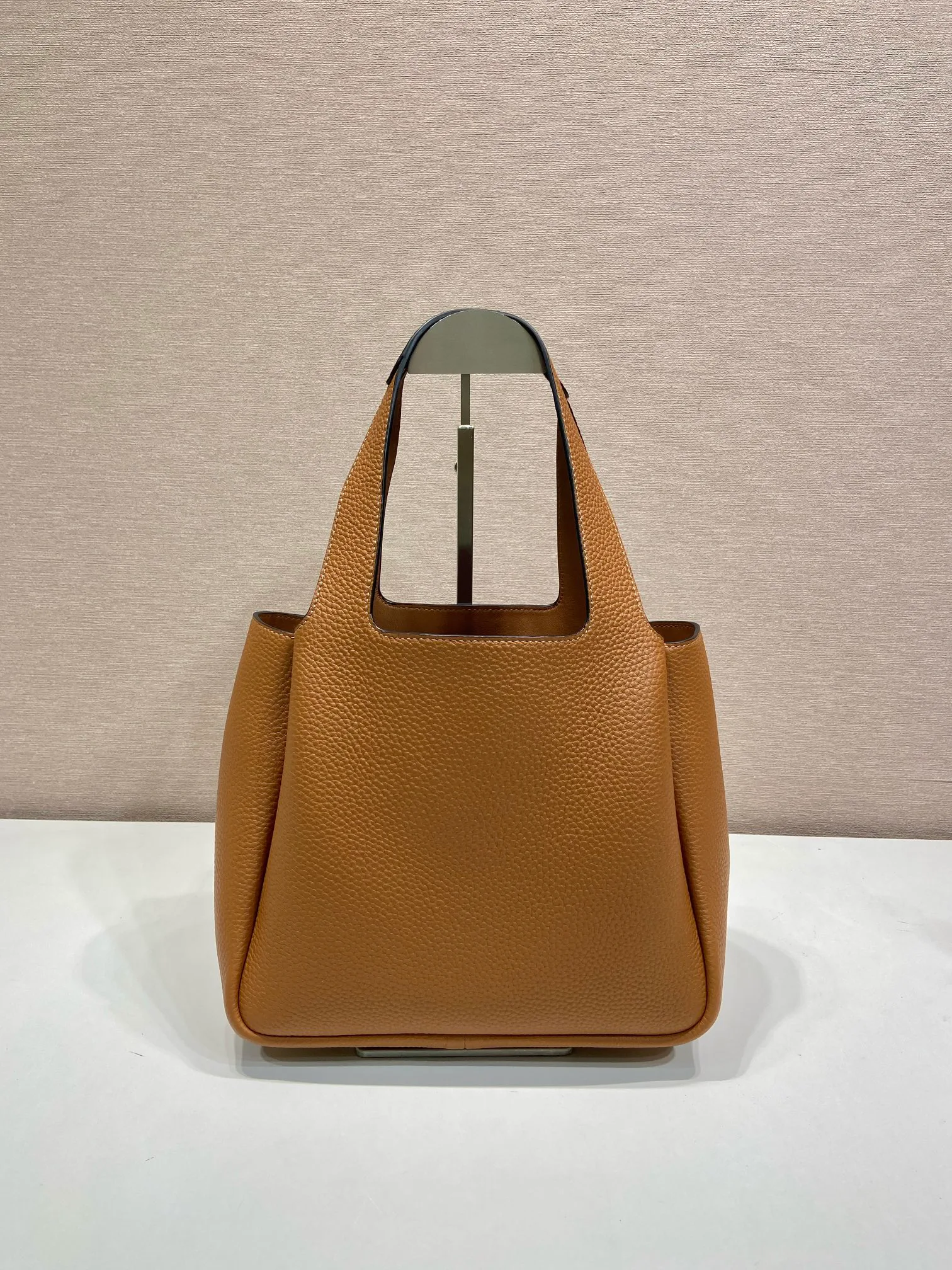 Классические Сумки Женские Prada 11449118
