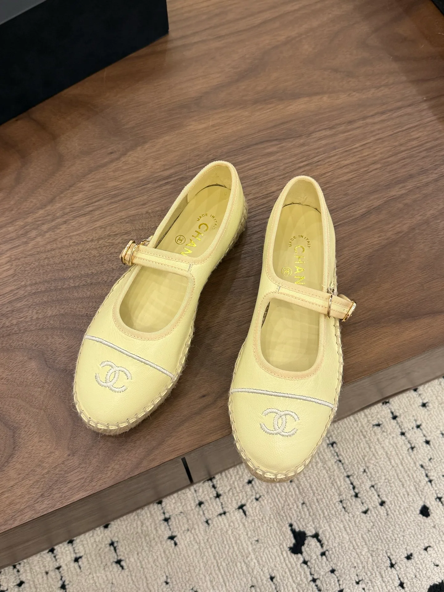Туфли Женские Chanel 13294088