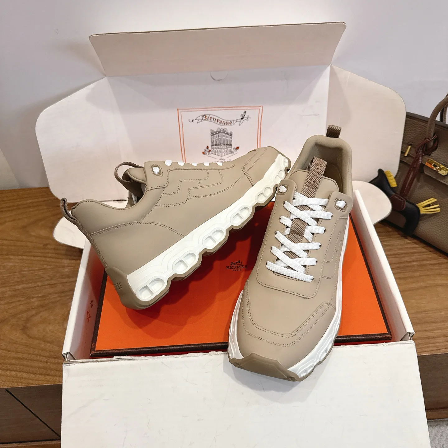Кроссовки Женские Hermes 10031797