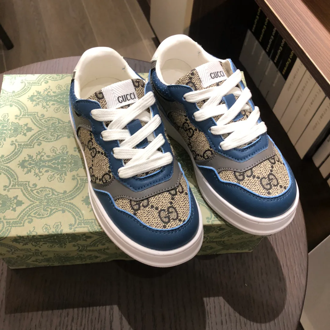 Кроссовки Женские Gucci 18445135