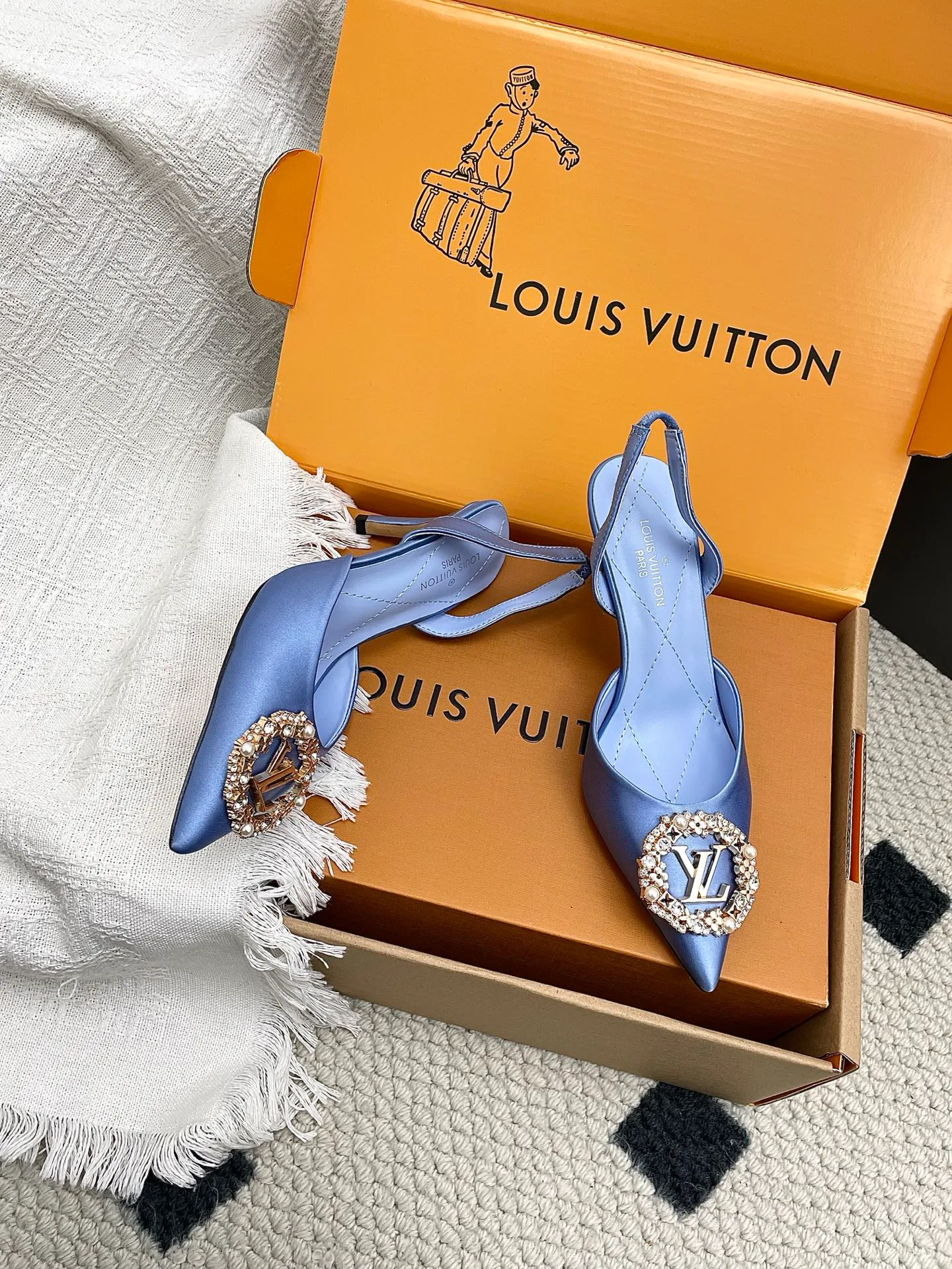 Туфли Женские Louis Vuitton 11194371