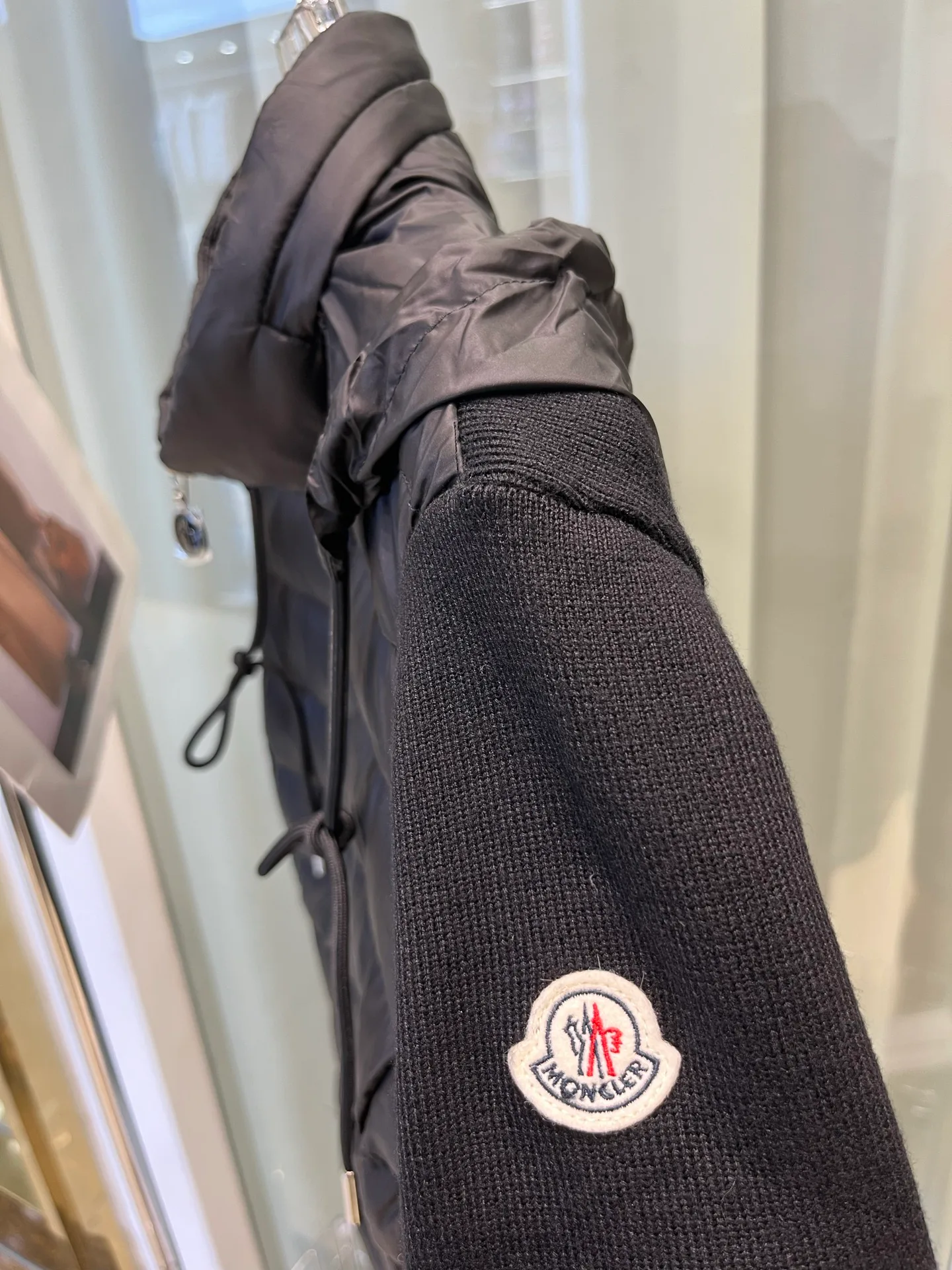 Куртки И Пуховики Женские Moncler 18204178