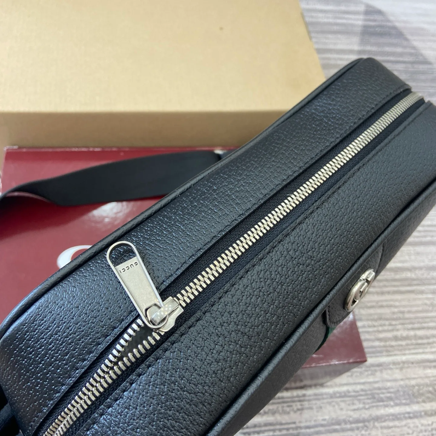 Классические Сумки Женские Gucci 9619397