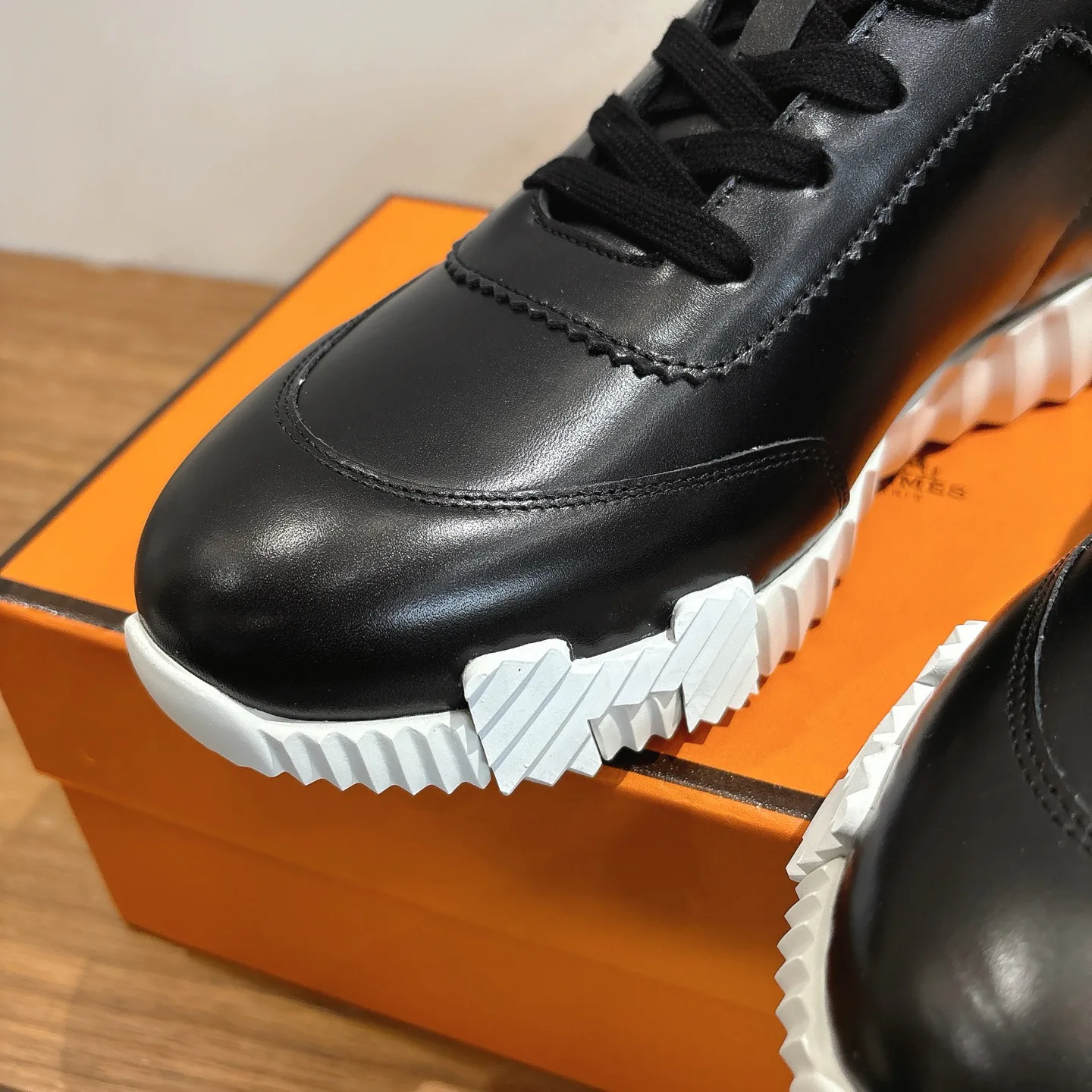 Кроссовки Женские Hermes 4214570