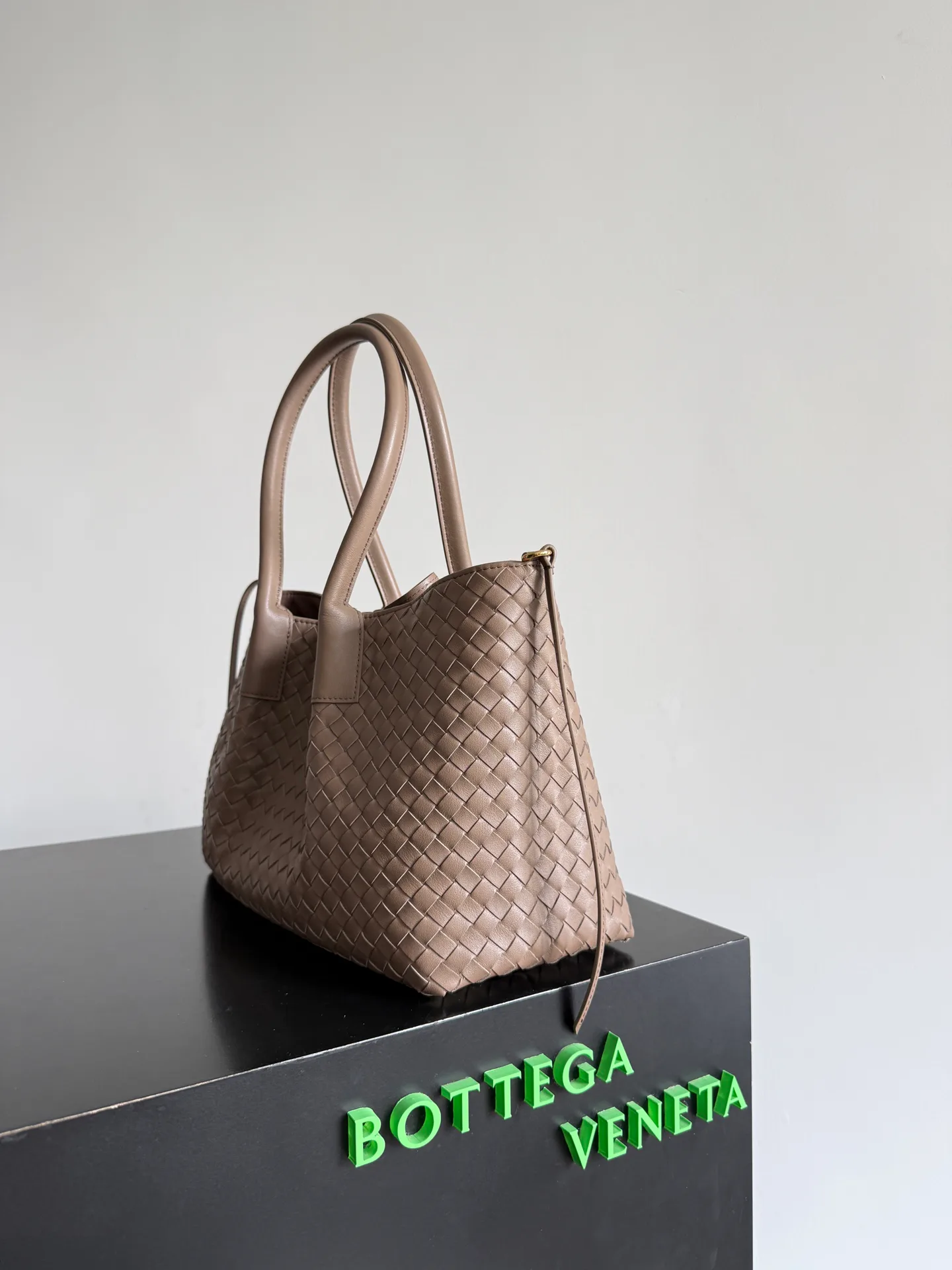 Классические Сумки Женские Bottega Veneta 17705954