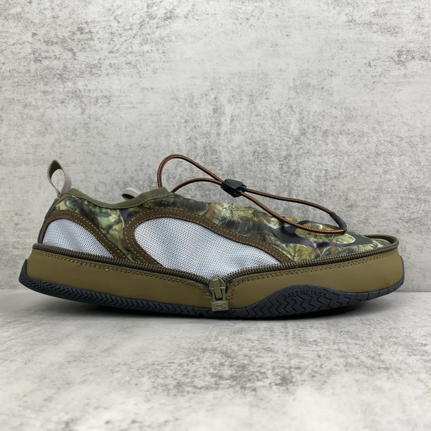 Кроссовки Мужские Balenciaga 18039595