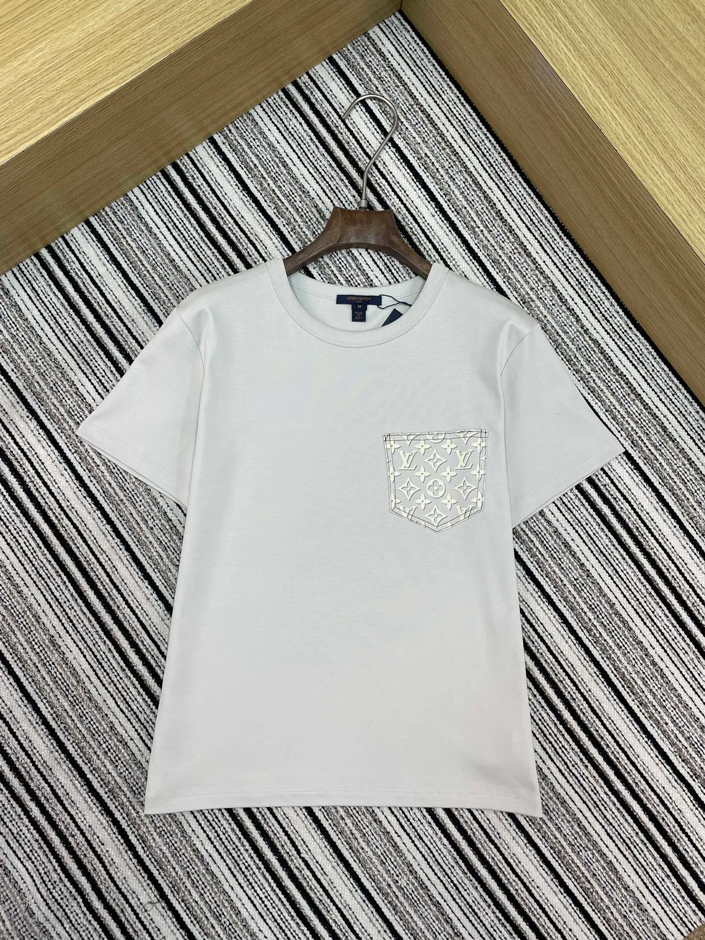 Футболки Женские Louis Vuitton 1293169