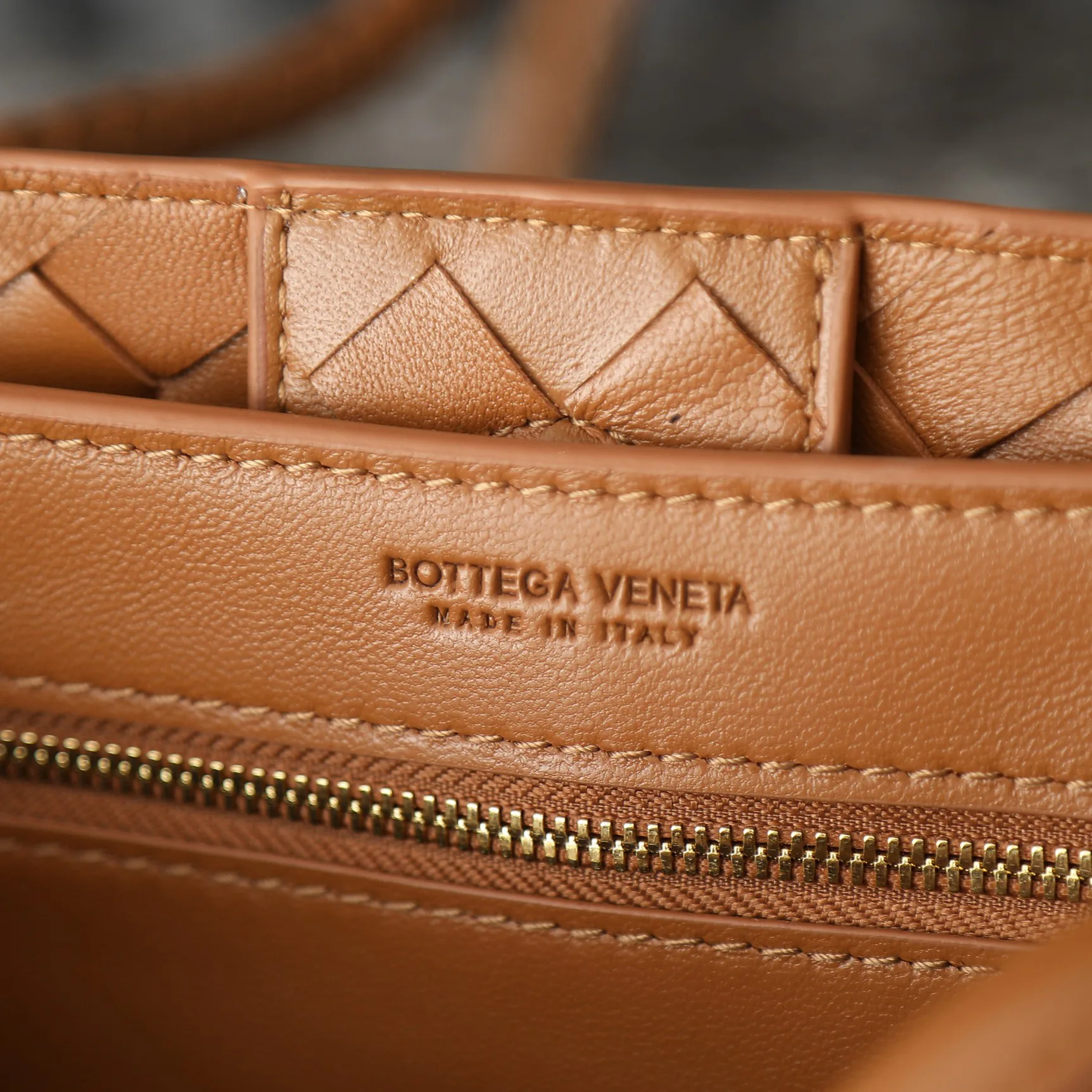 Классические Сумки Женские Bottega Veneta 17844898