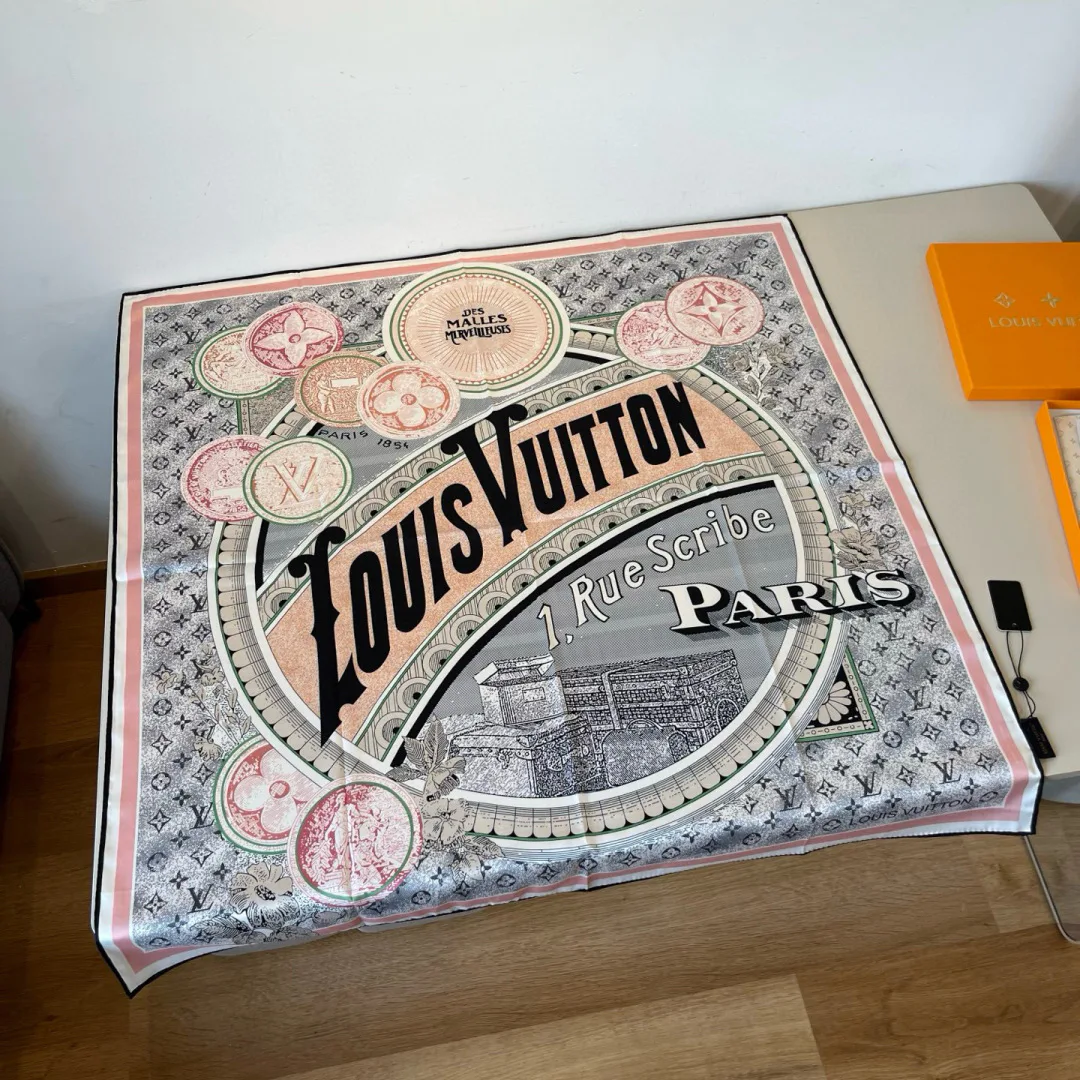 Платки Louis Vuitton 17498382