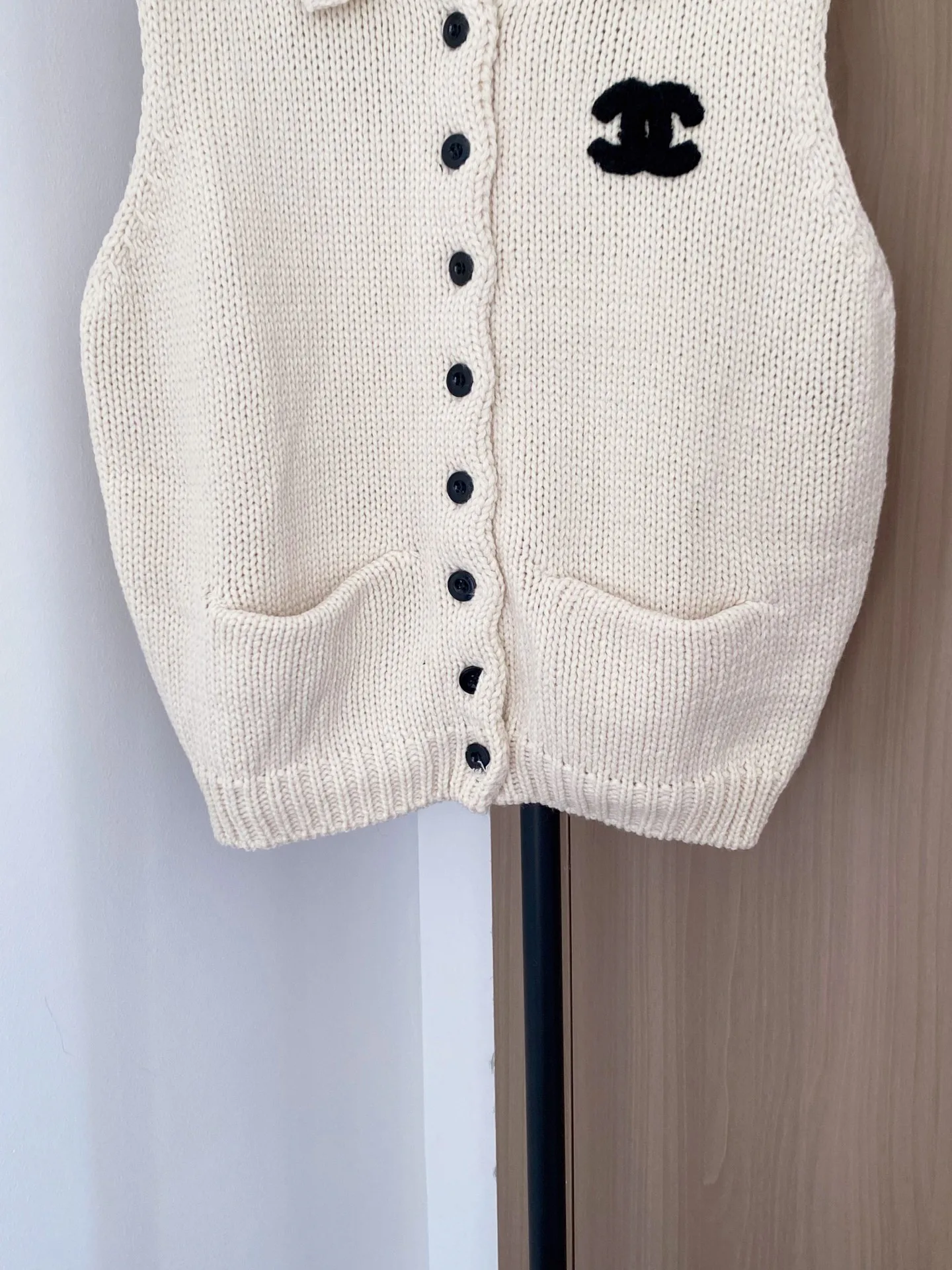 Жилеты Женские Chanel 2707743