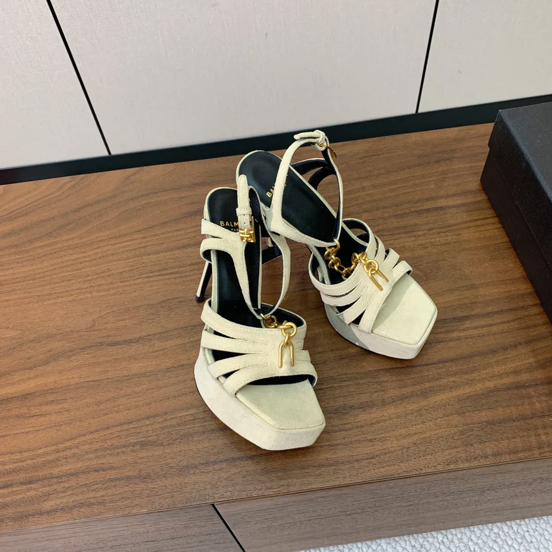 Босоножки Женские Balmain 11886634