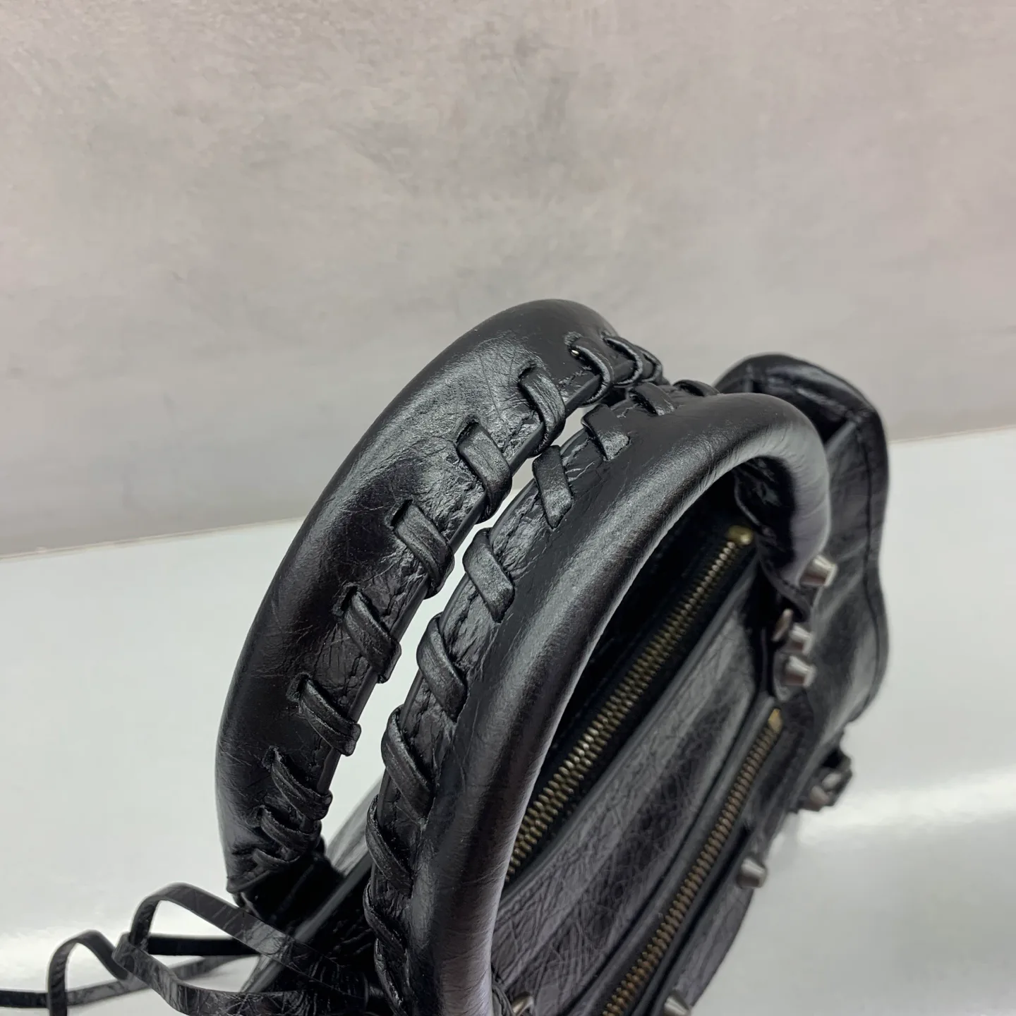 Классические Сумки Женские Balenciaga 13363952
