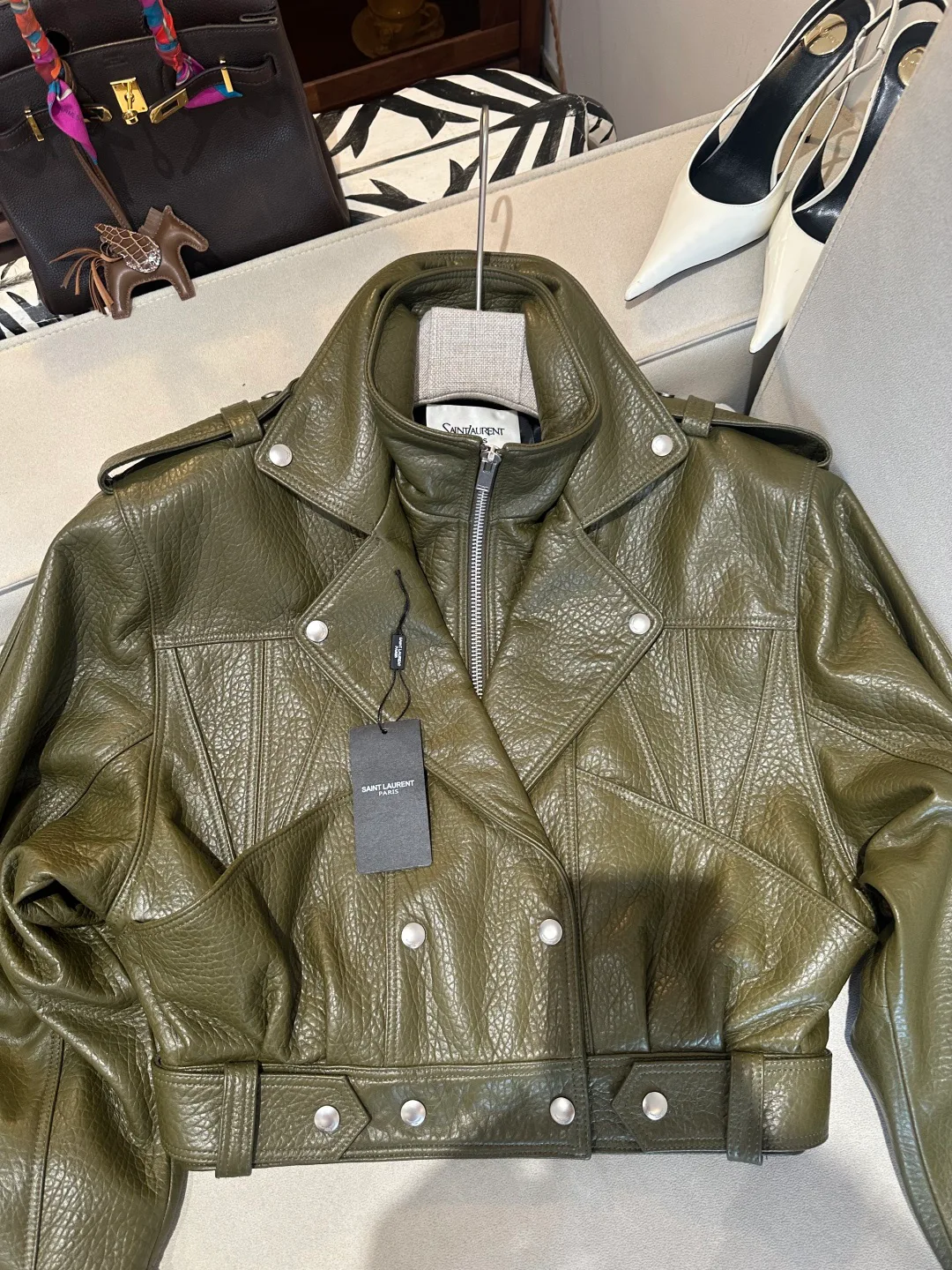 Кожаные Куртки И Дублёнки Женские Saint Laurent 18847550