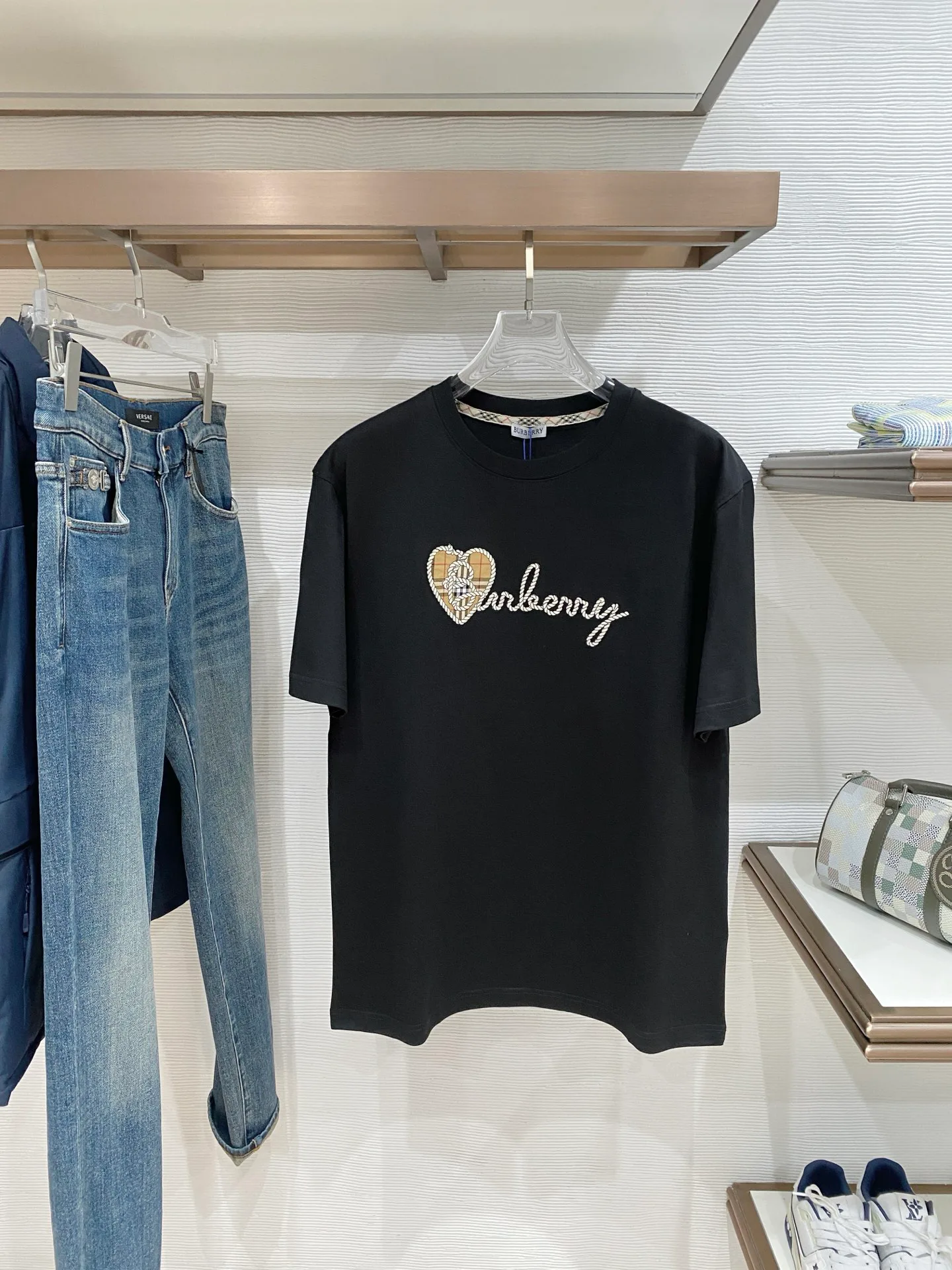 Футболки Мужские Burberry 13328153