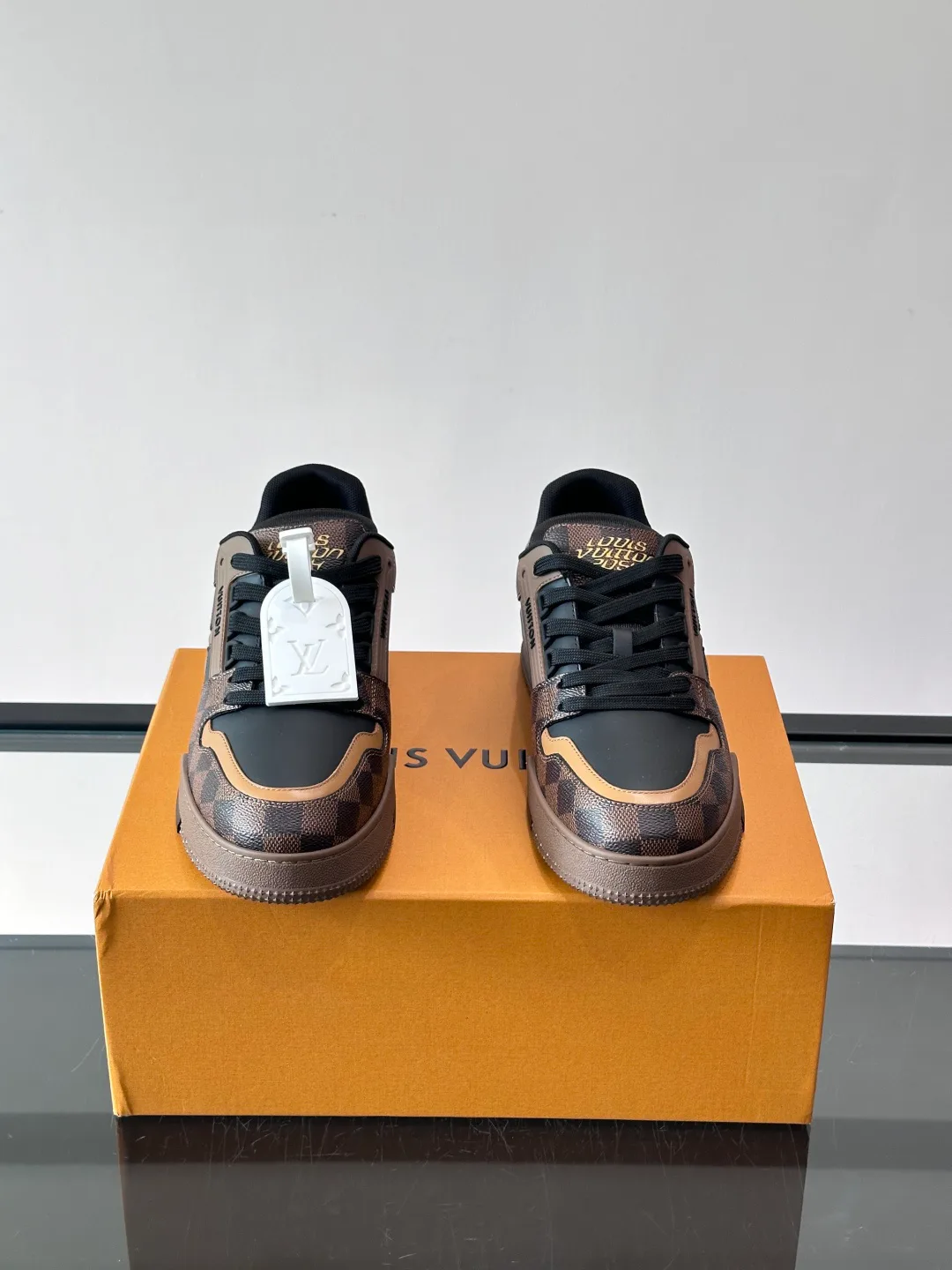 Кроссовки Мужские Louis Vuitton 13546847