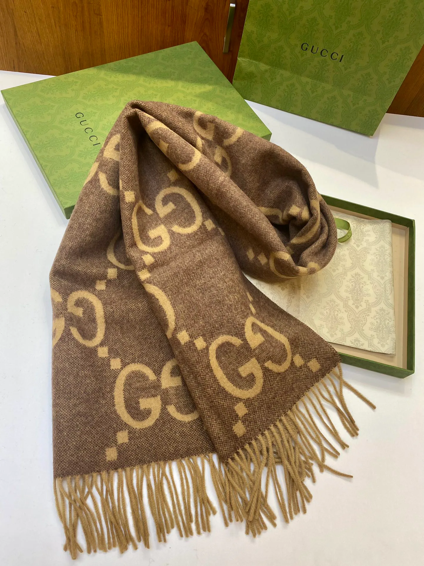 Шарфы Gucci 210283