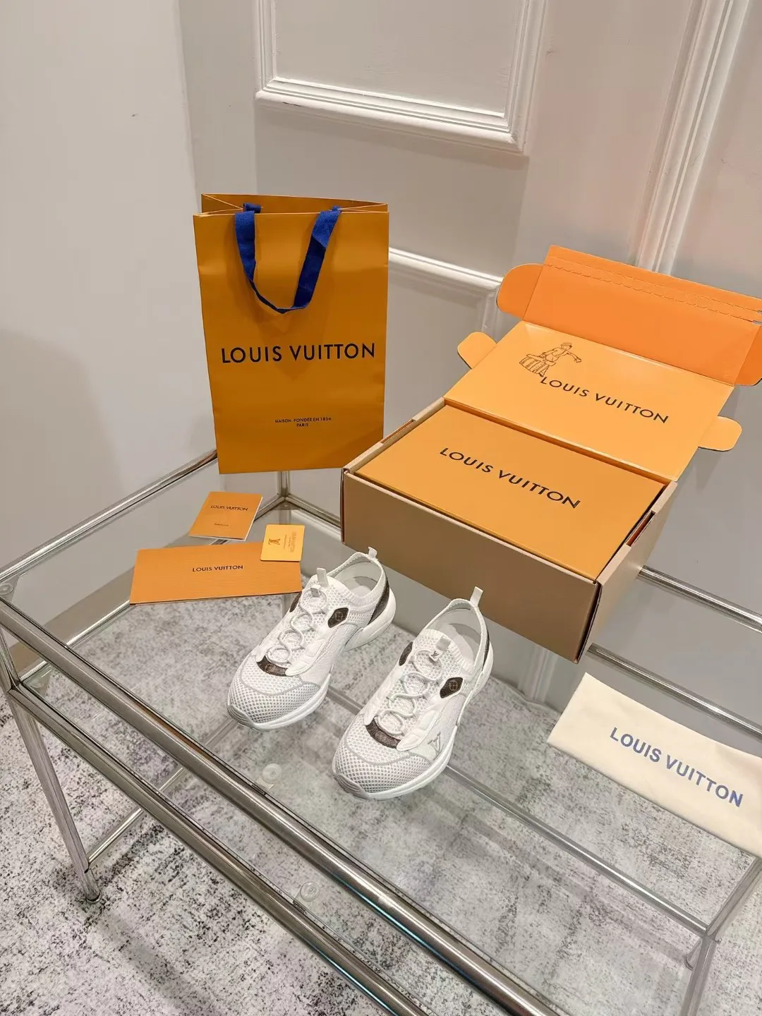 Кроссовки Женские Louis Vuitton 837002
