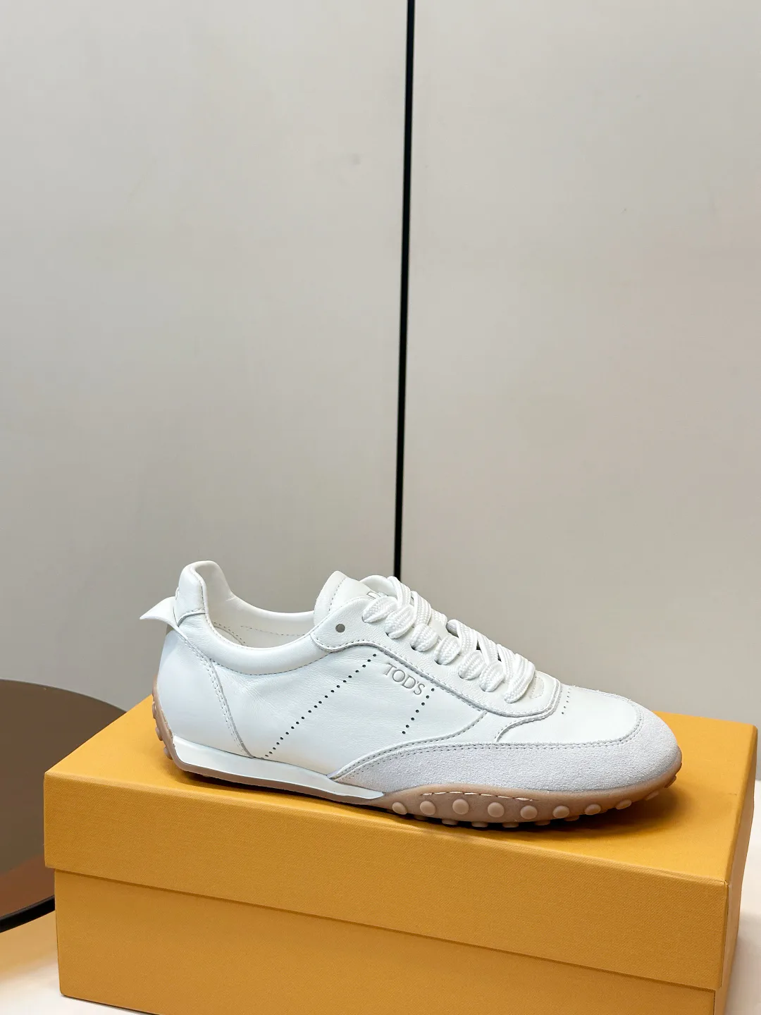 Кроссовки Женские Tod's 18397679