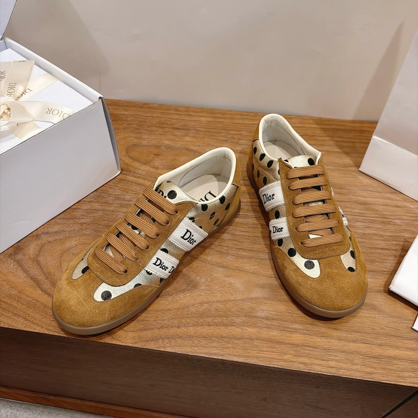 Кроссовки Женские Christian Dior 18738672
