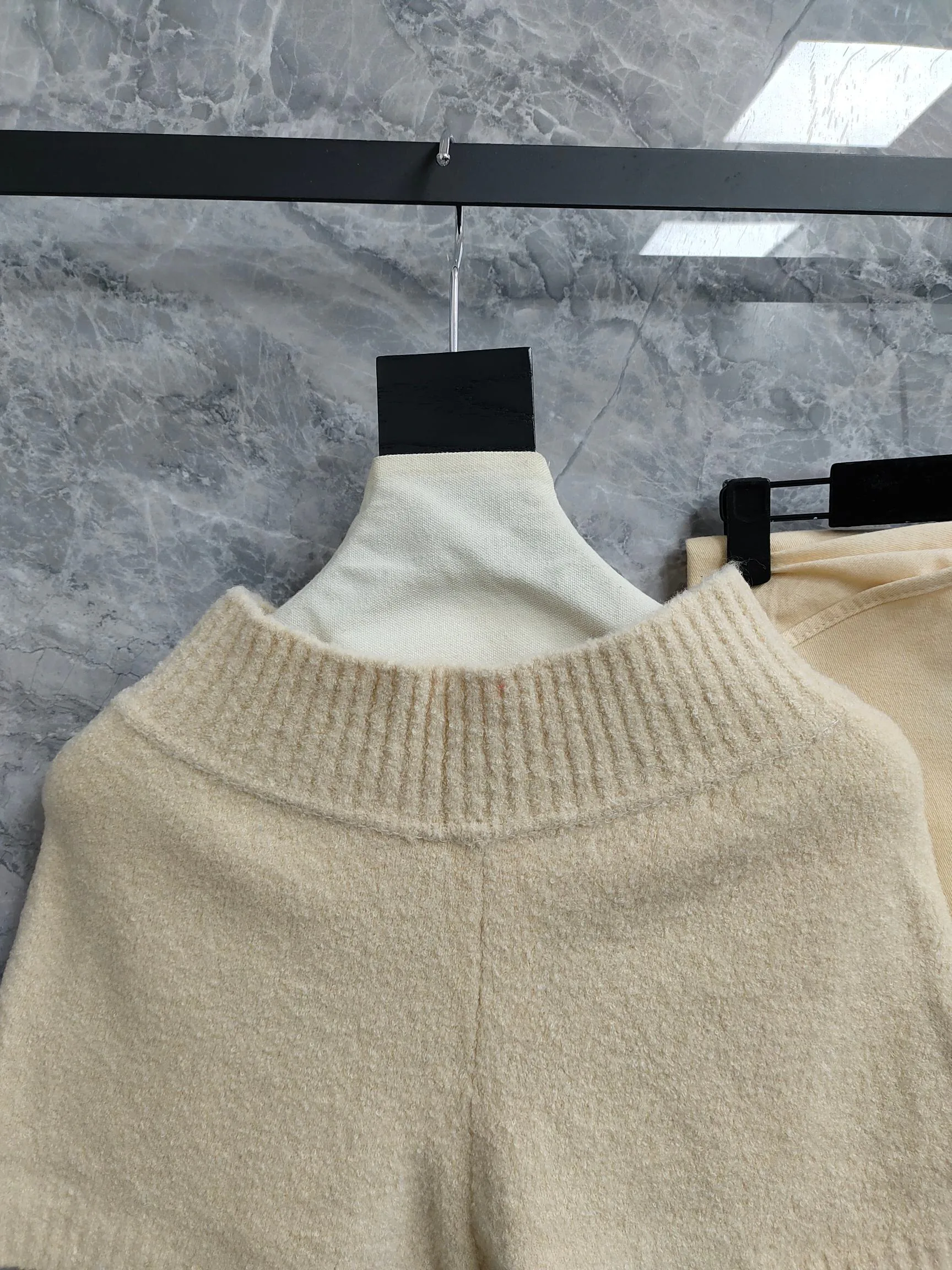 Шорты Женские Louis Vuitton 6881615