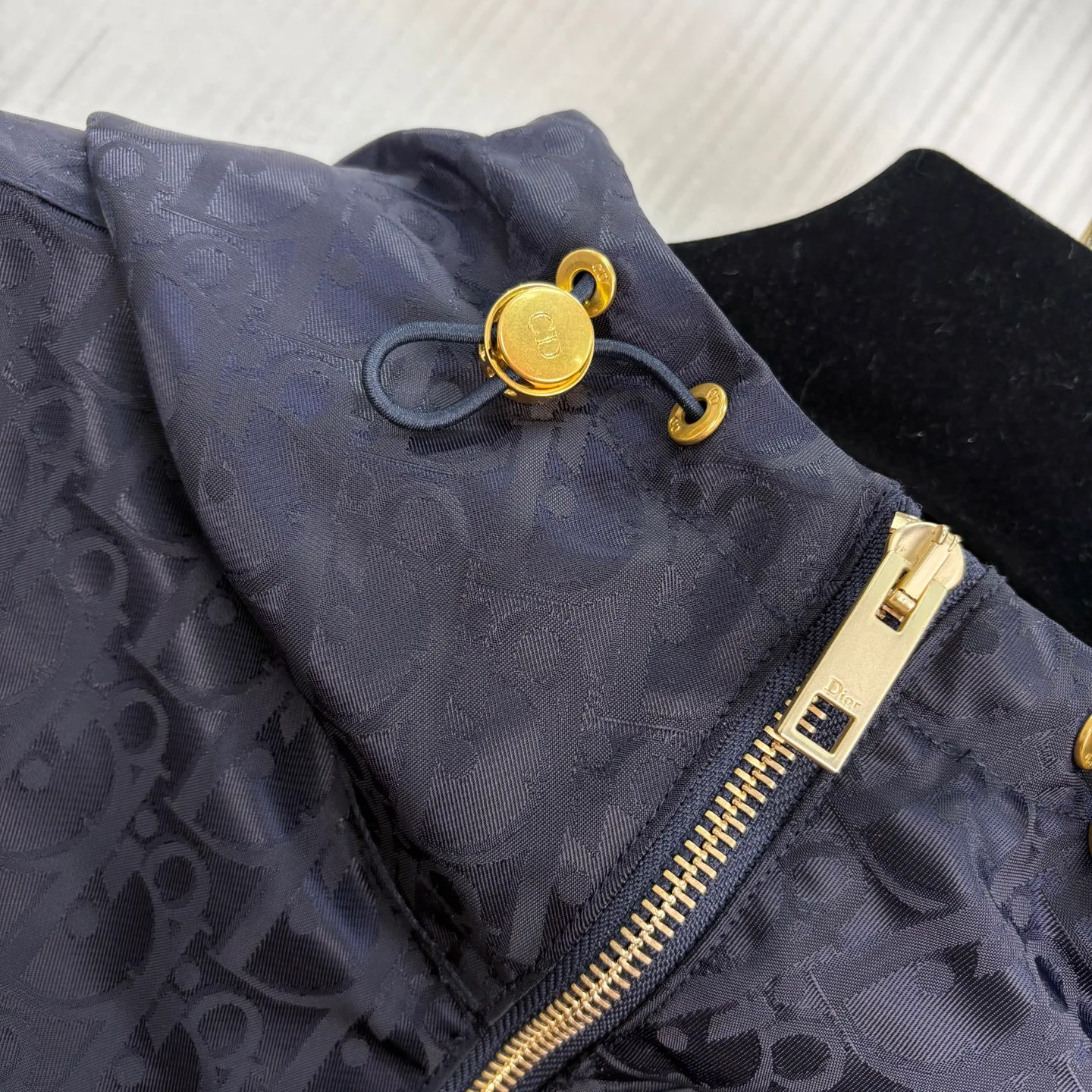 Куртки И Пуховики Женские Christian Dior 12625449