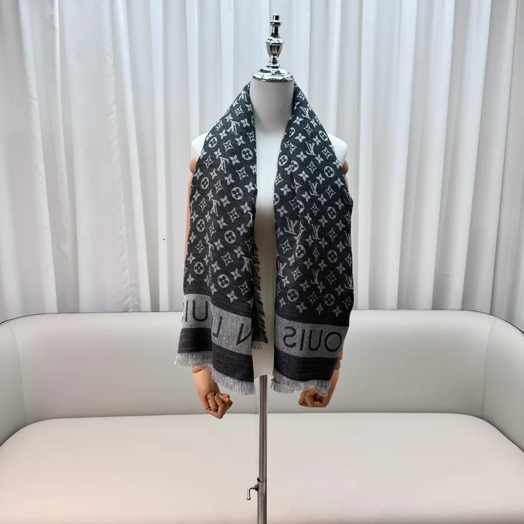 Шарфы Louis Vuitton 2394