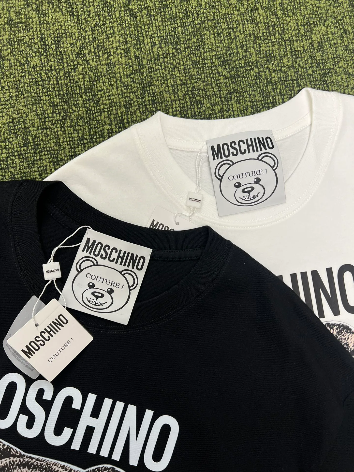 Футболки Женские Moschino 2254422