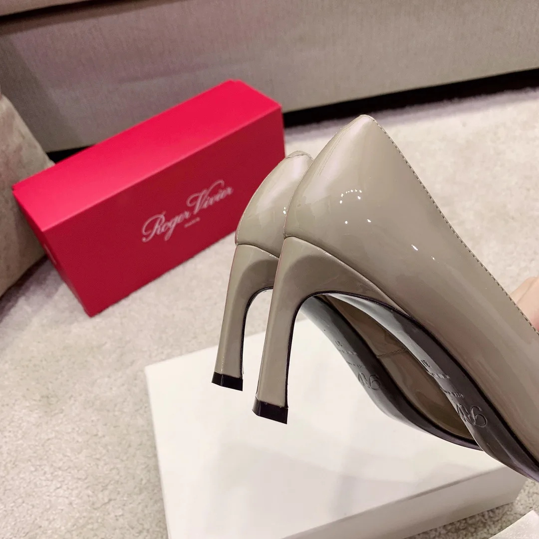 Туфли Женские Roger Vivier 17550722