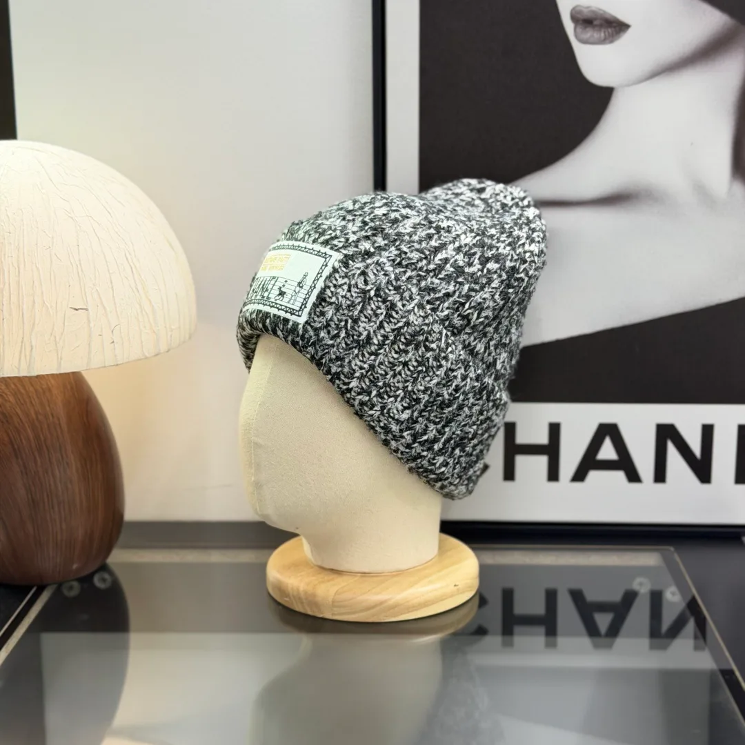 Головные Уборы Chanel 17701961