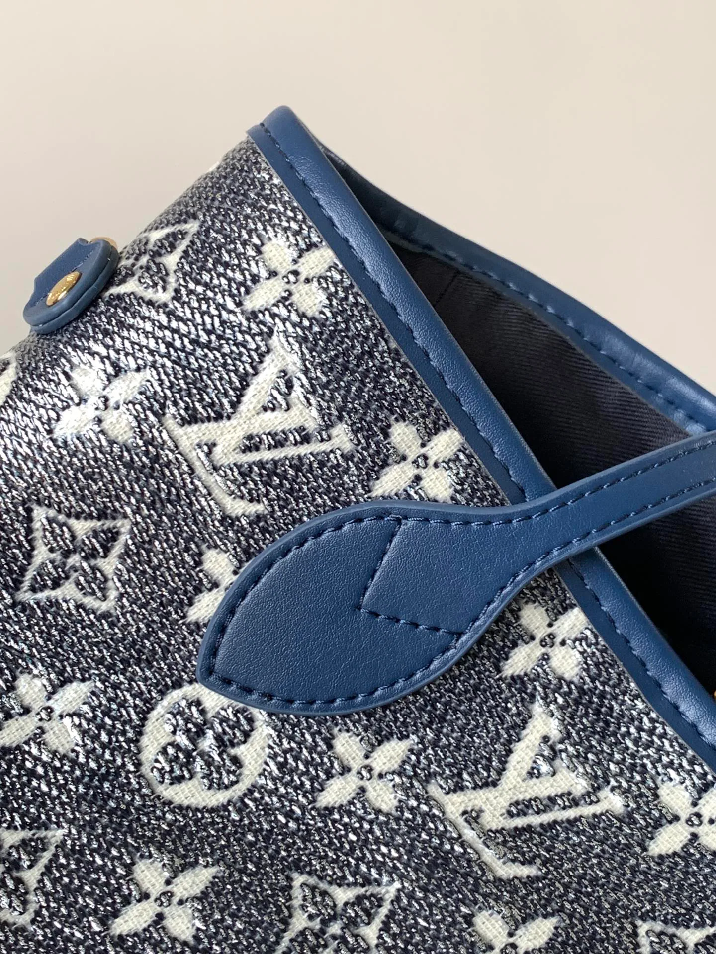 Классические Сумки Женские Louis Vuitton 1823125