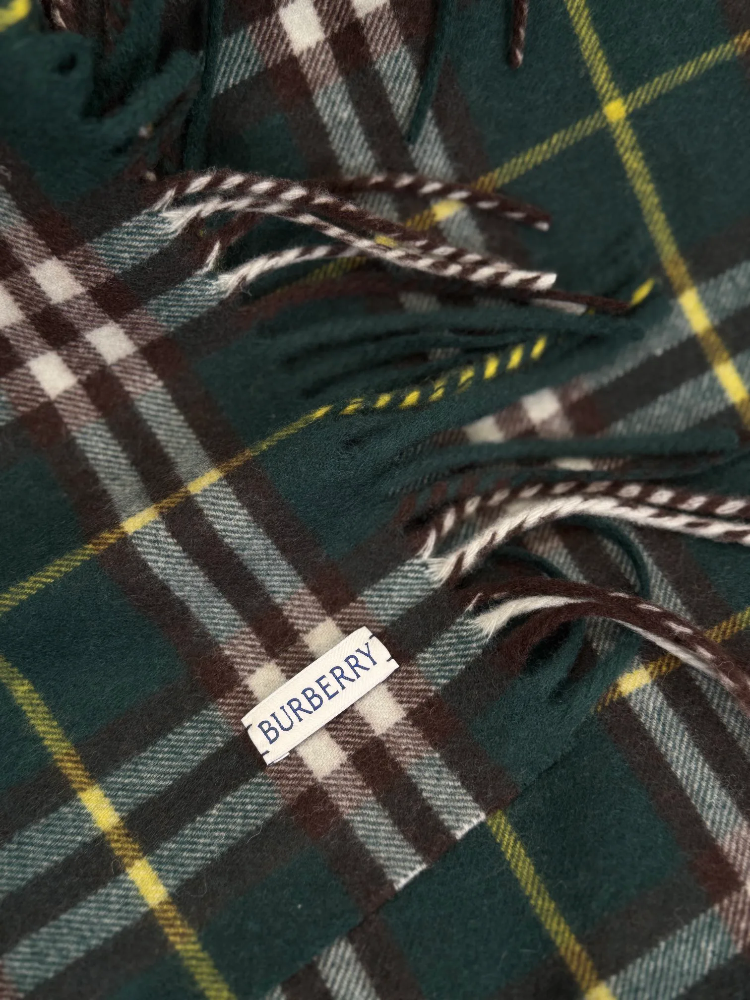 Шарфы Burberry 18287475