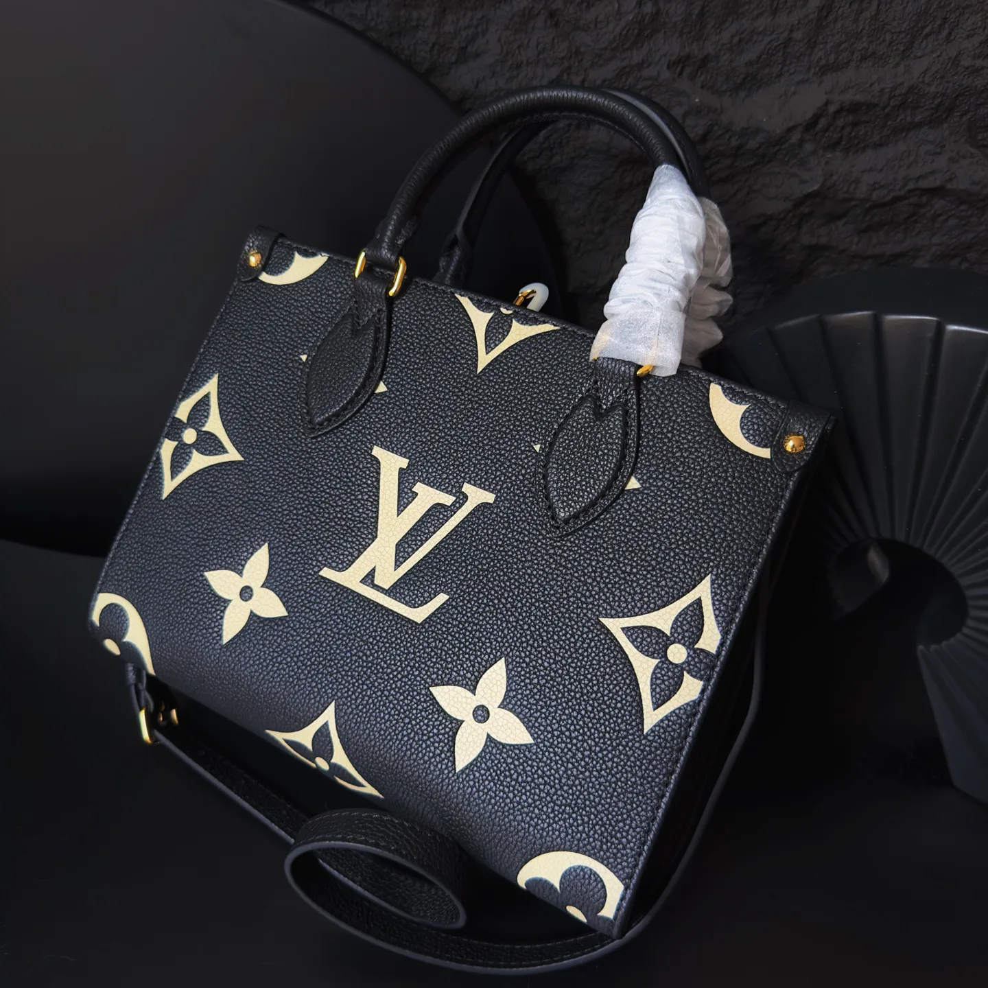 Классические Сумки Женские Louis Vuitton 17498629