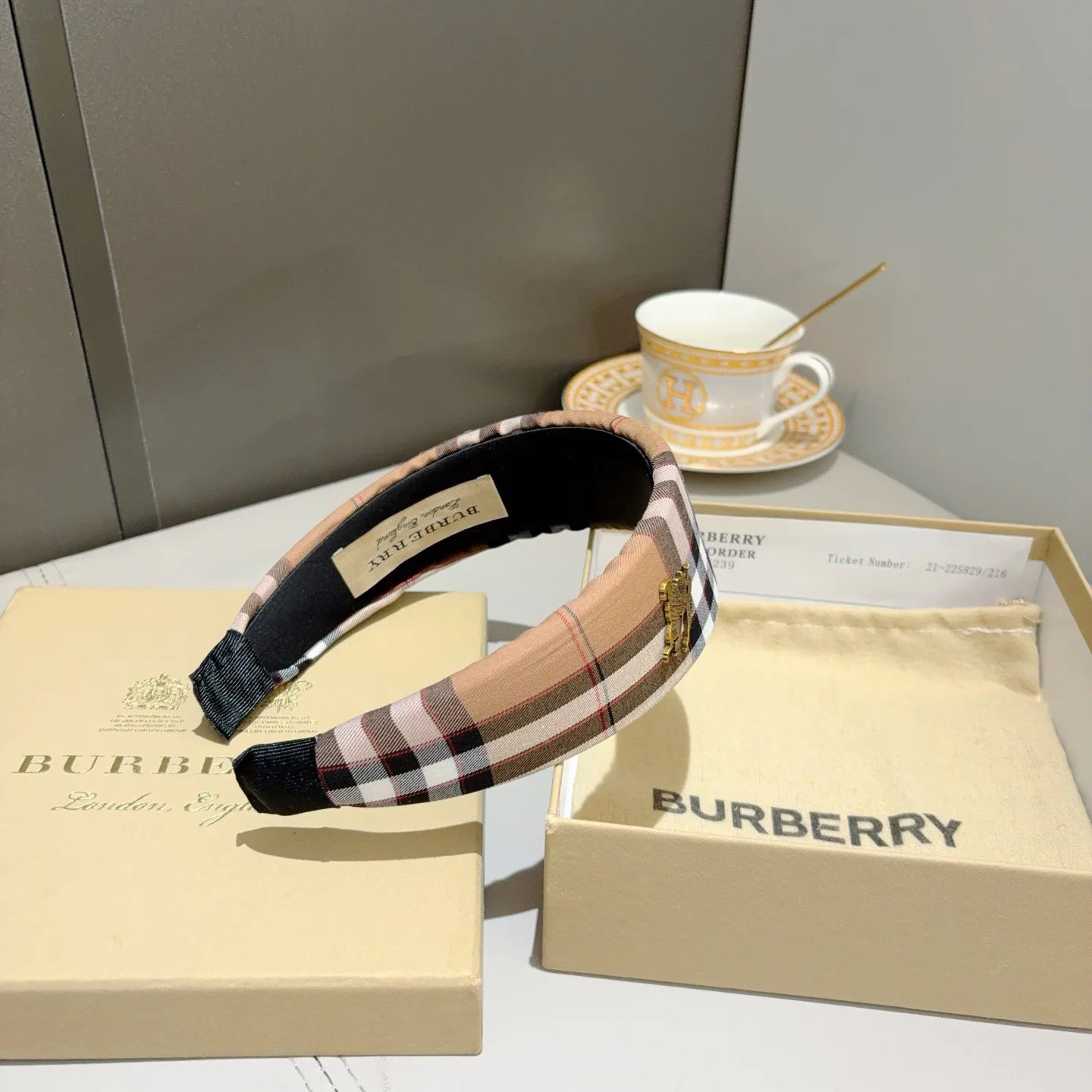 Головные Уборы Burberry 13079159