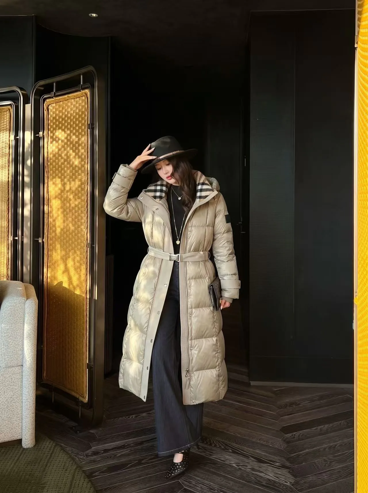 Куртки И Пуховики Женские Burberry 18248312