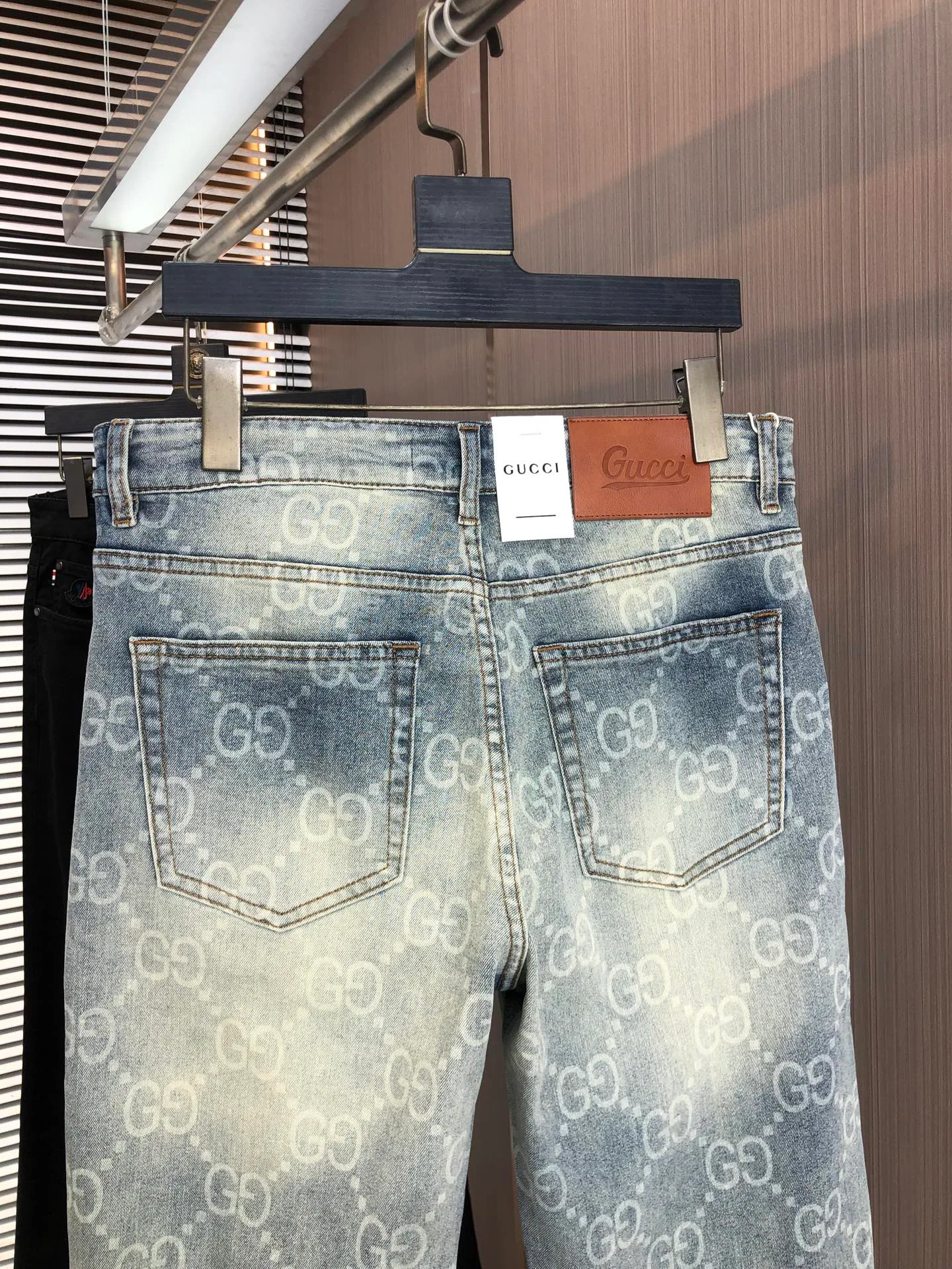 Джинсы Женские Gucci 10186831