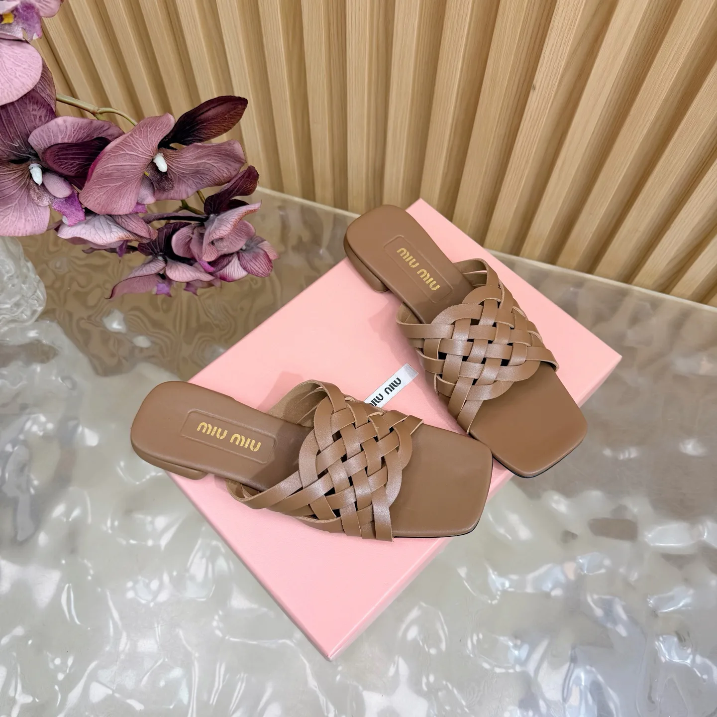 Шлепанцы Женские Miu Miu 9597364