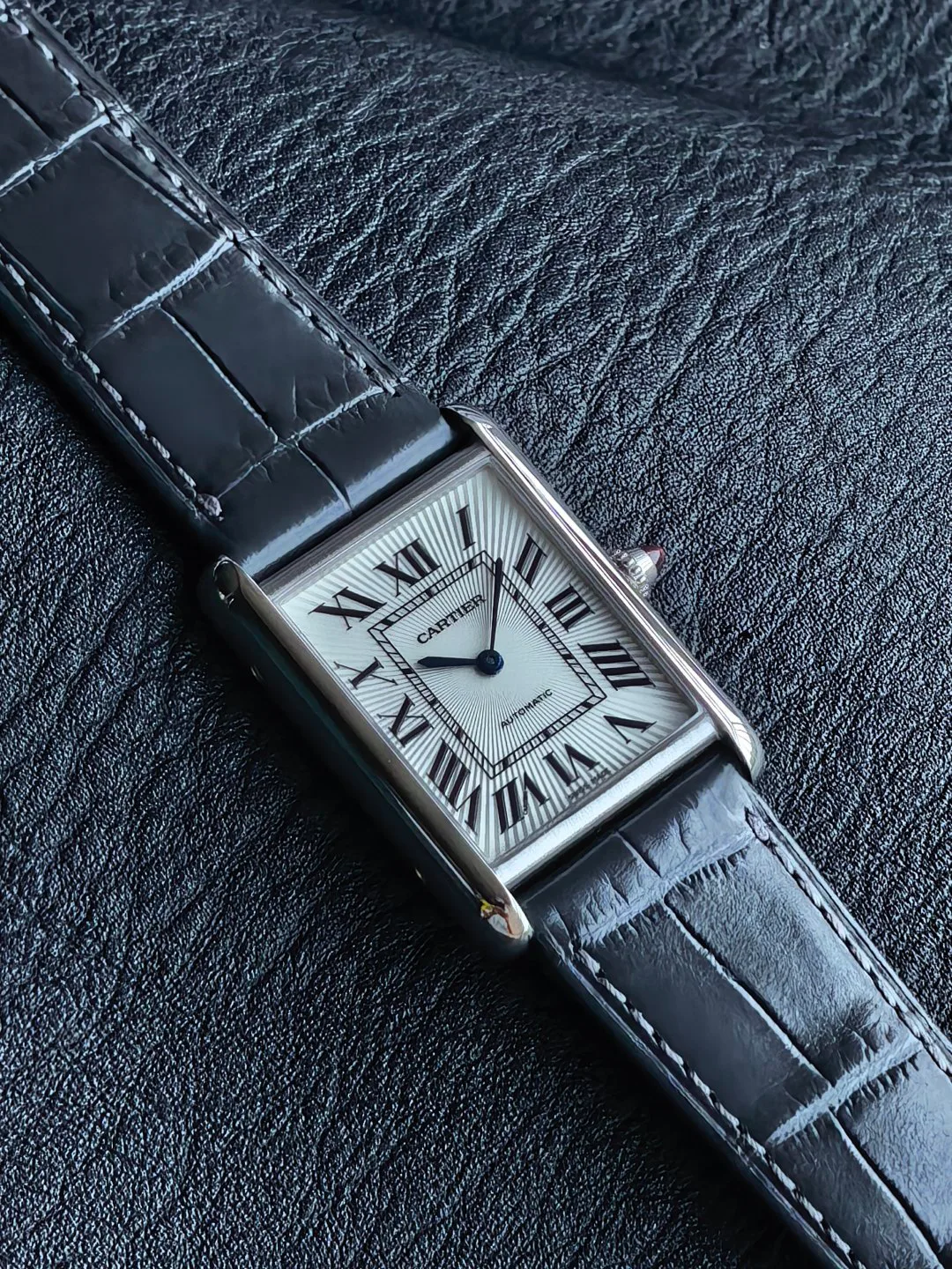 Часы Женские Cartier 17801458