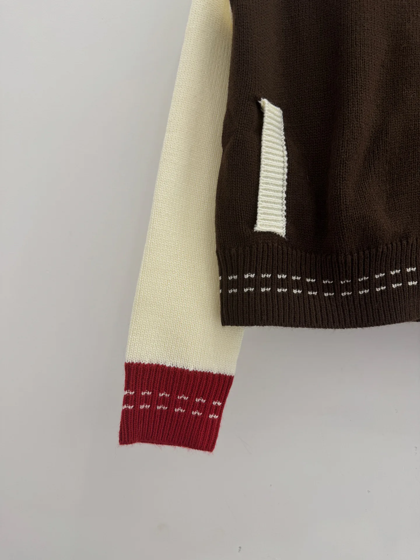 Джемперы И Свитеры Женские Miu Miu 170358