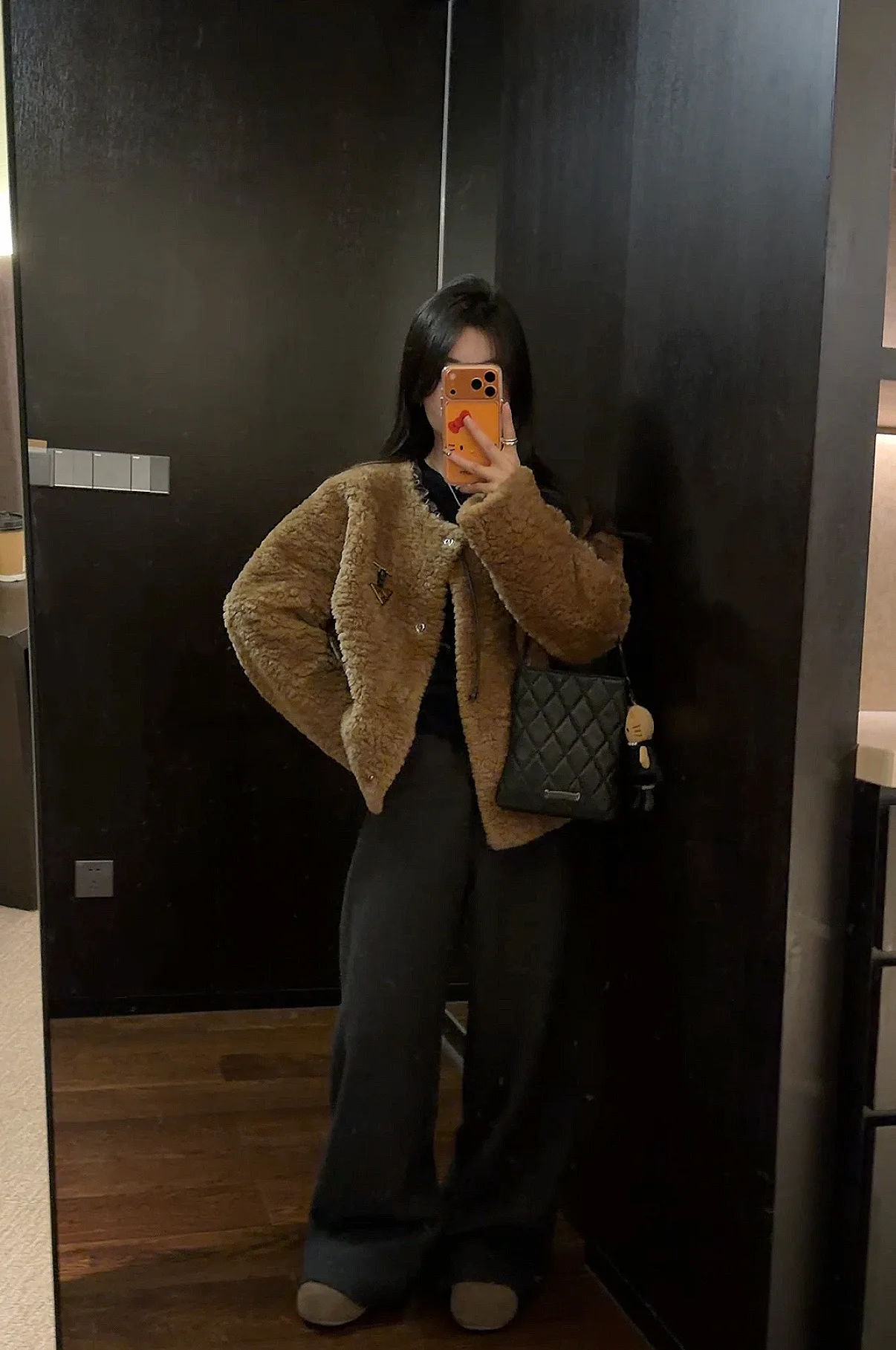 Шубы Женские Chanel 836011