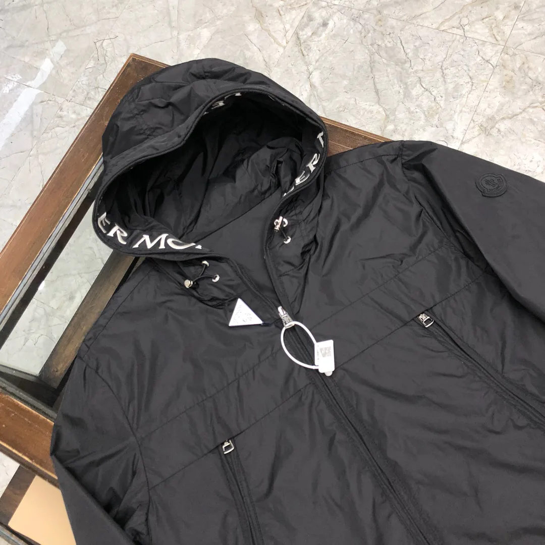 Куртки И Пуховики Мужские Moncler 17286029