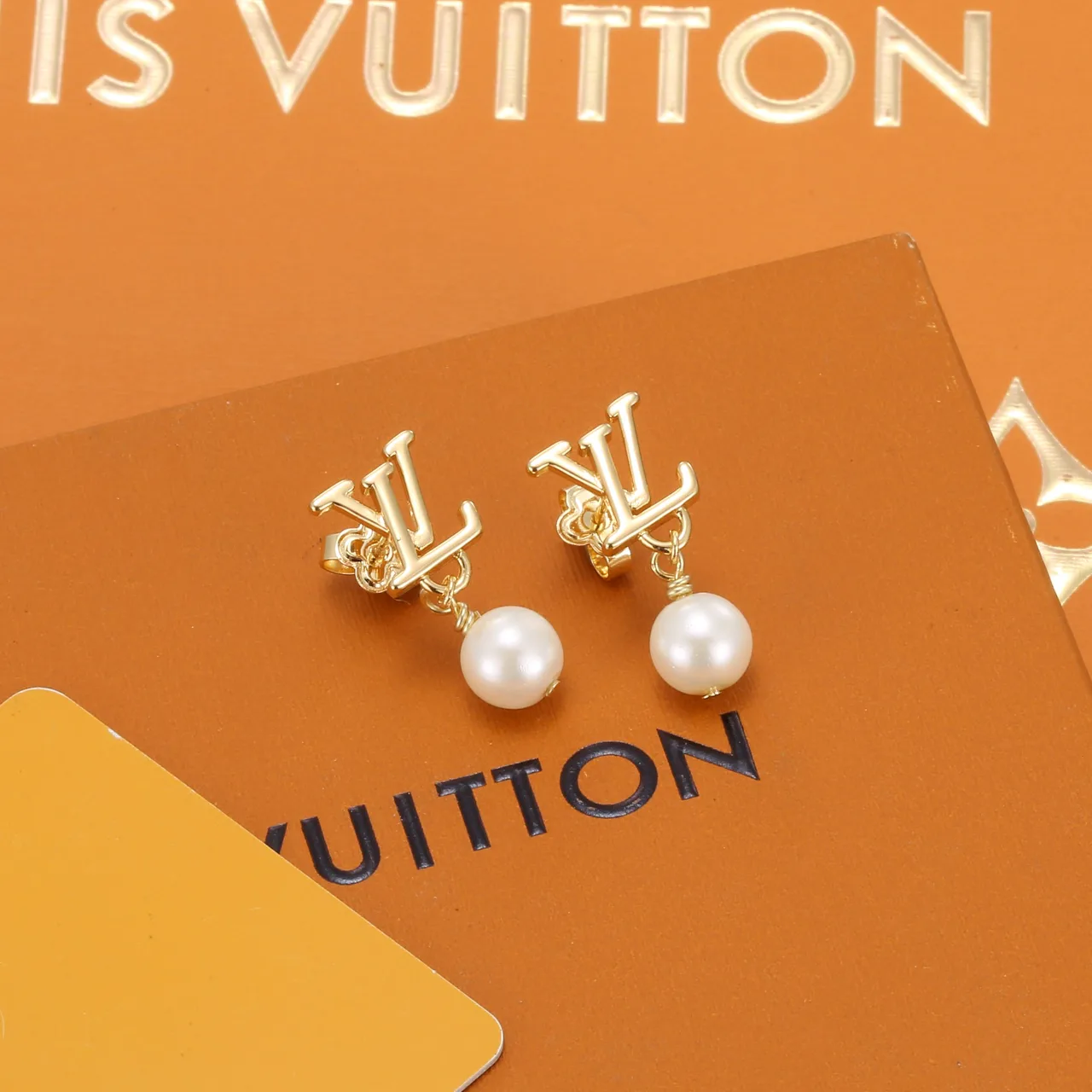 Бижутерия Louis Vuitton 17844198